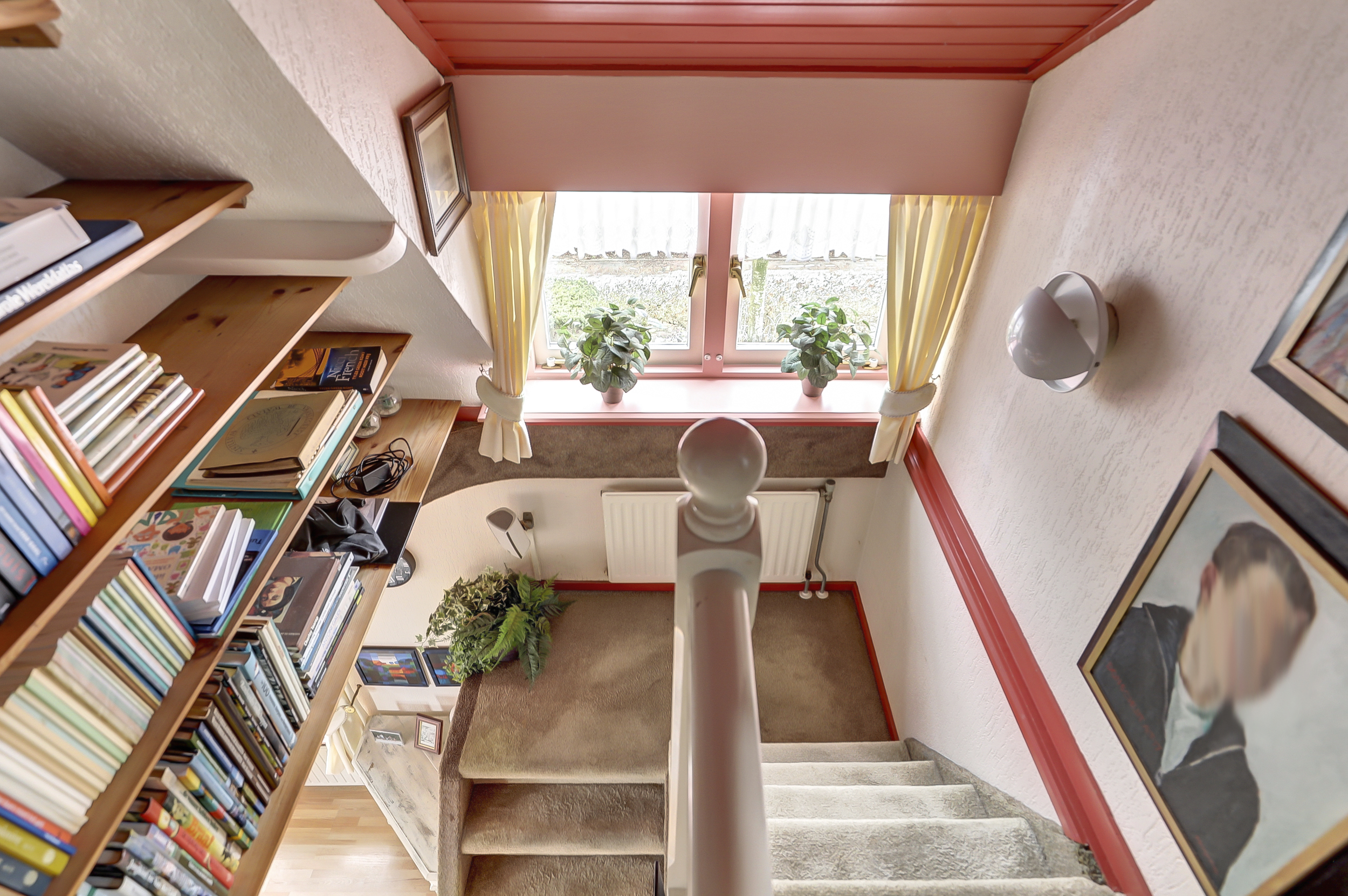 '$houseDetails->street_name'.' '.'$houseDetails->number'