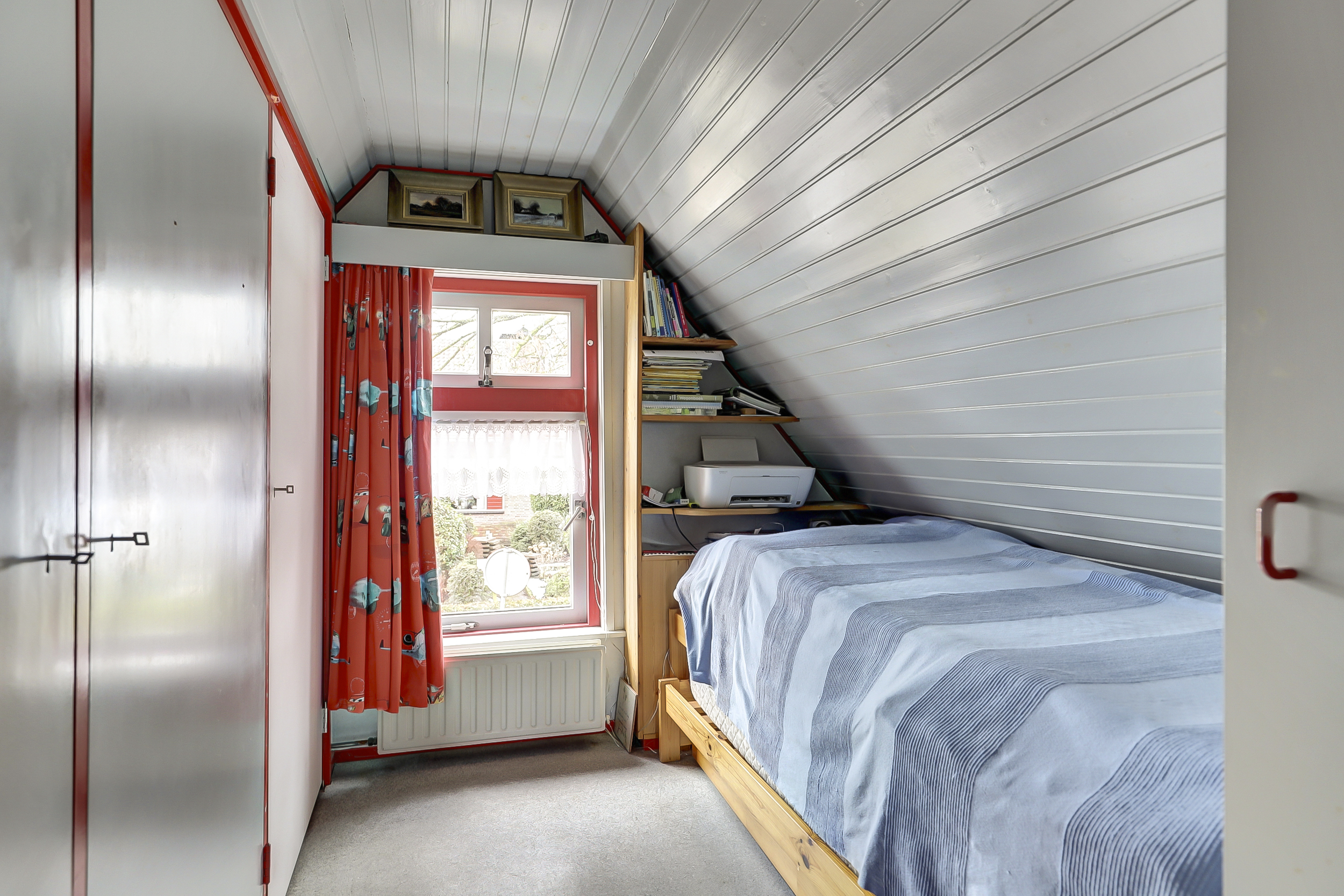 '$houseDetails->street_name'.' '.'$houseDetails->number'