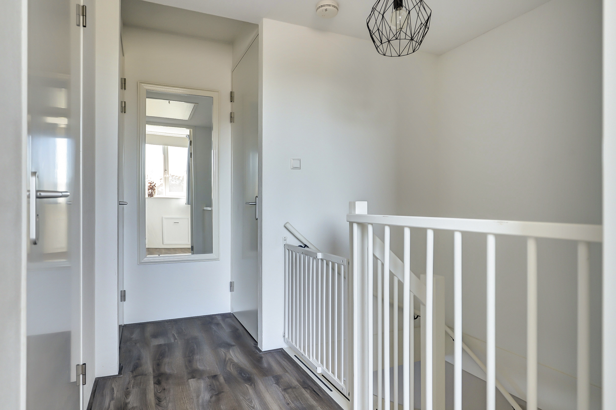 '$houseDetails->street_name'.' '.'$houseDetails->number'