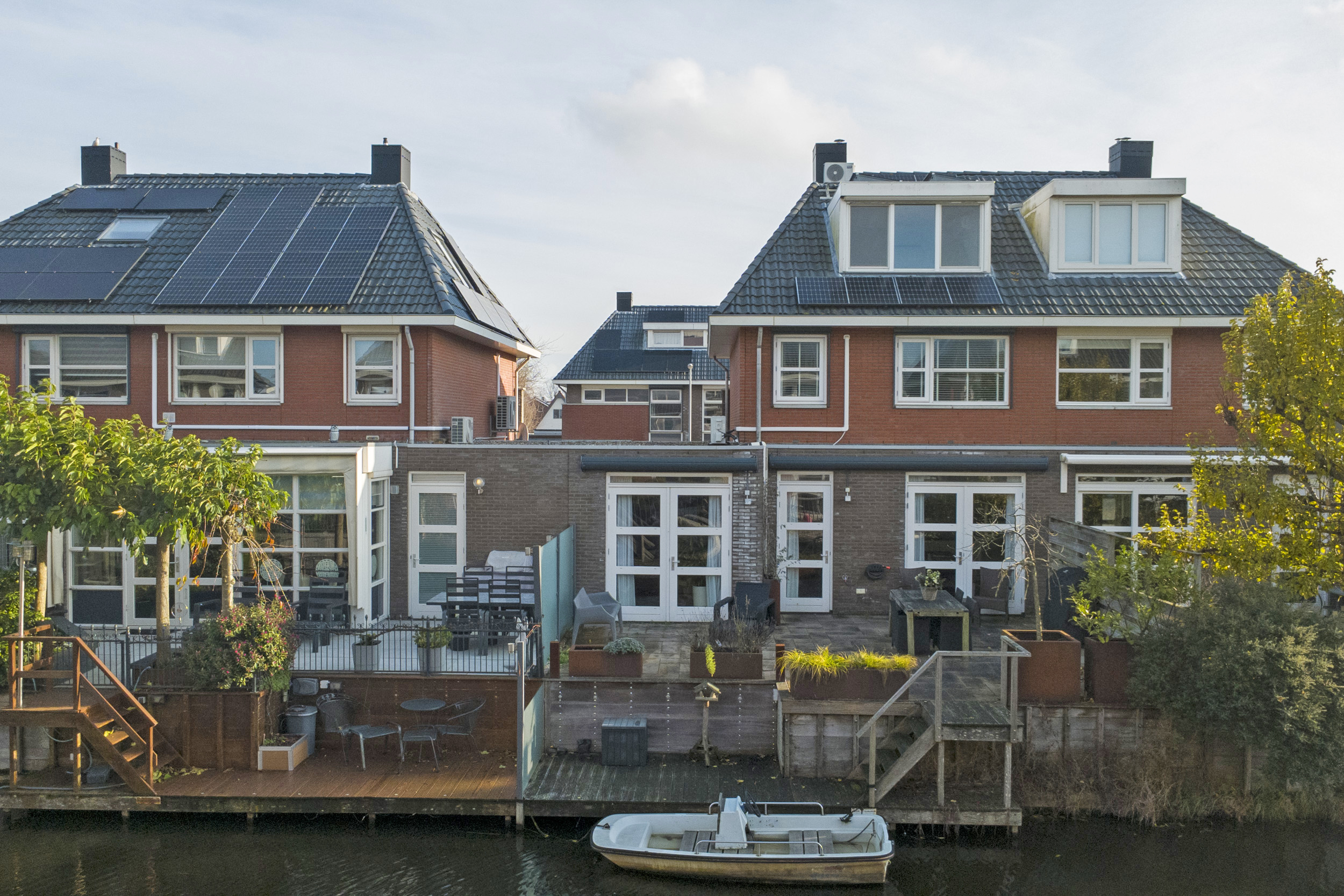 '$houseDetails->street_name'.' '.'$houseDetails->number'