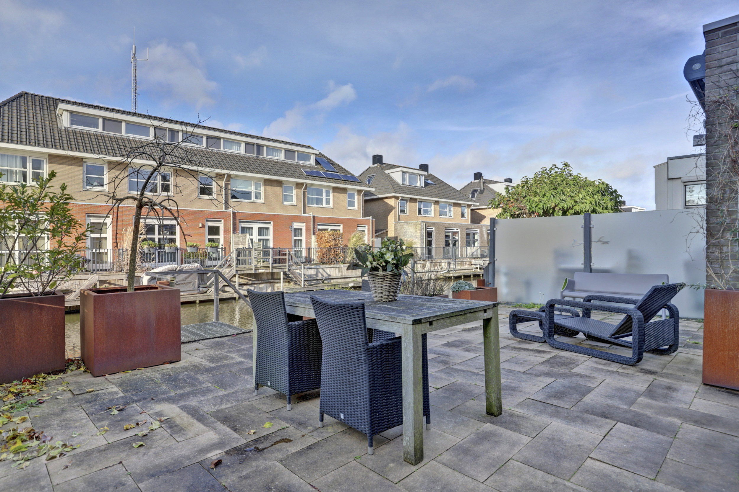 '$houseDetails->street_name'.' '.'$houseDetails->number'