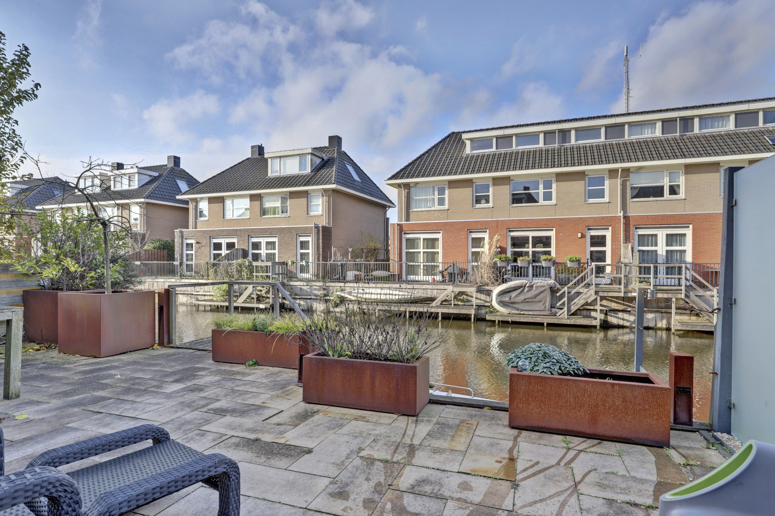 '$houseDetails->street_name'.' '.'$houseDetails->number'