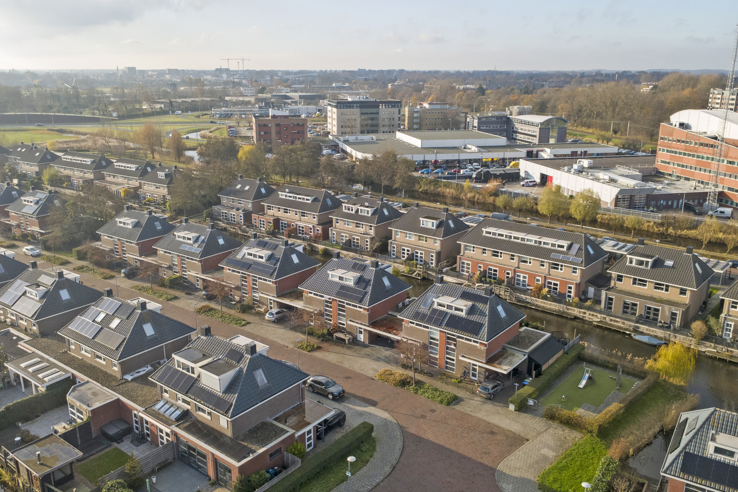 '$houseDetails->street_name'.' '.'$houseDetails->number'