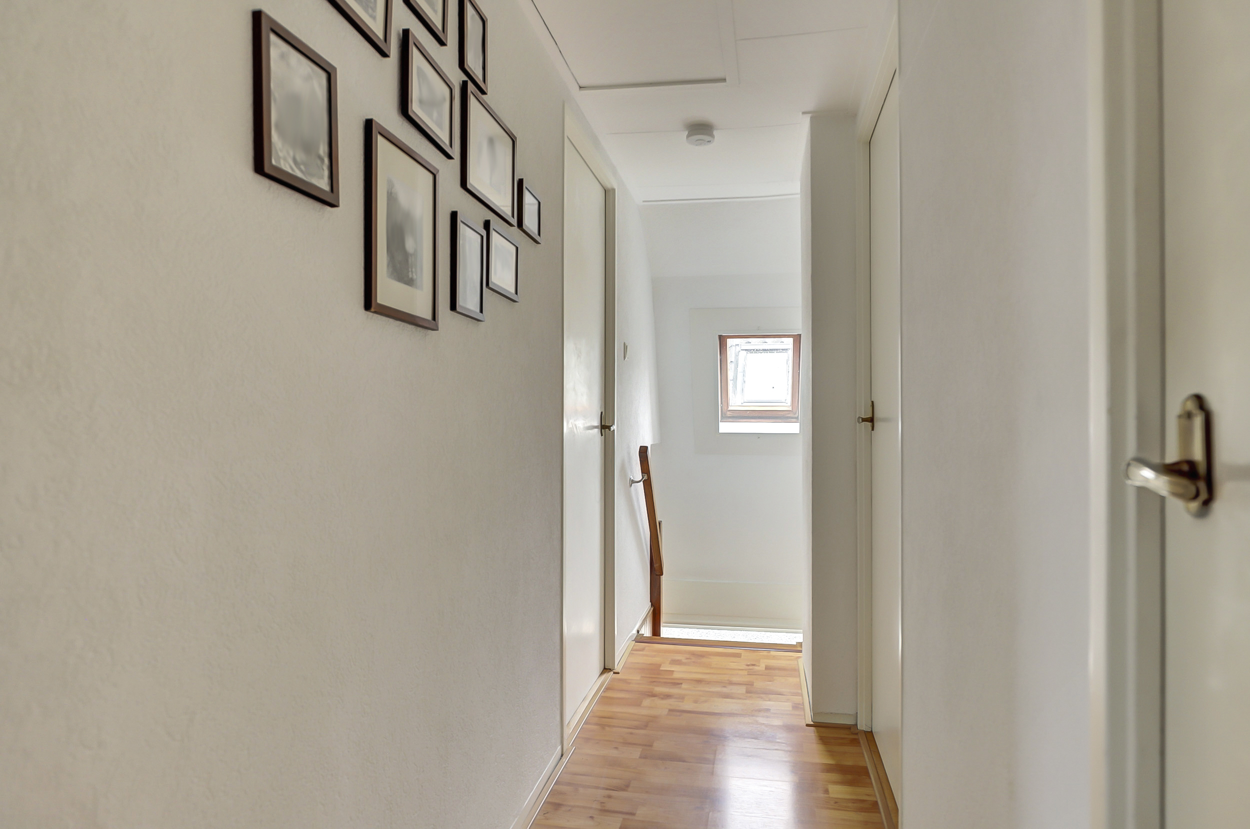 '$houseDetails->street_name'.' '.'$houseDetails->number'