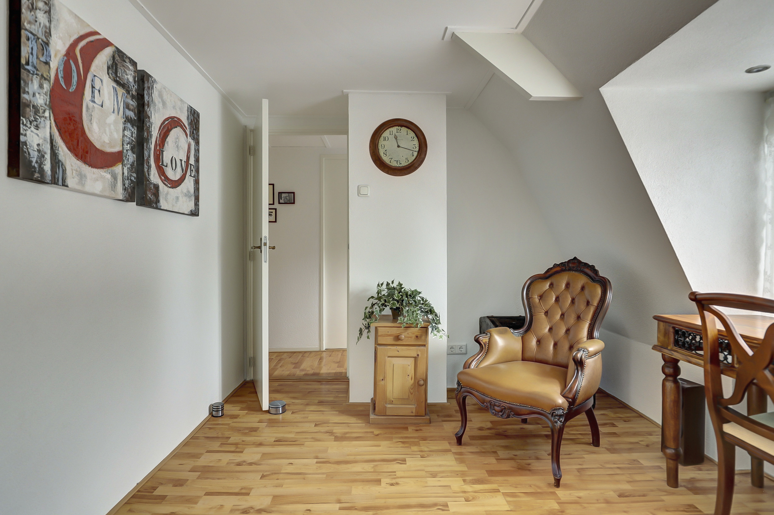 '$houseDetails->street_name'.' '.'$houseDetails->number'