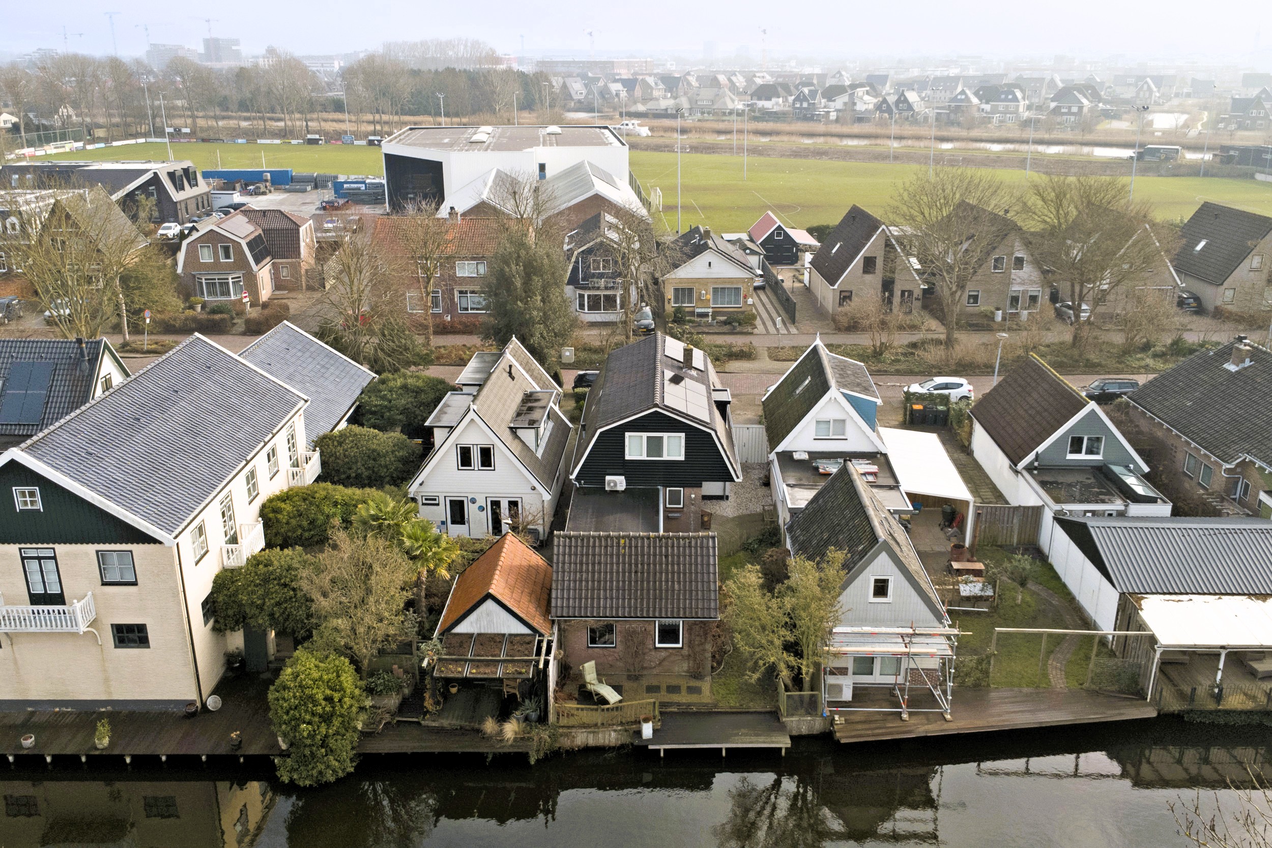 '$houseDetails->street_name'.' '.'$houseDetails->number'