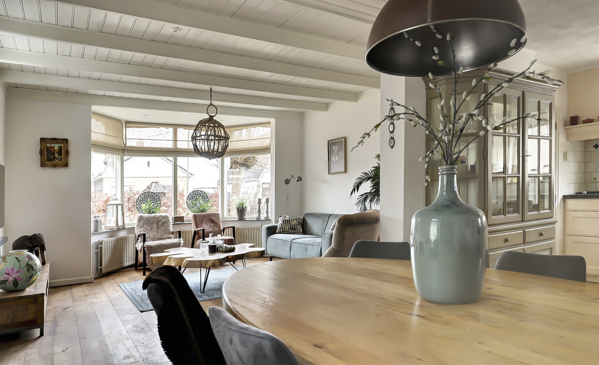 '$houseDetails->street_name'.' '.'$houseDetails->number'