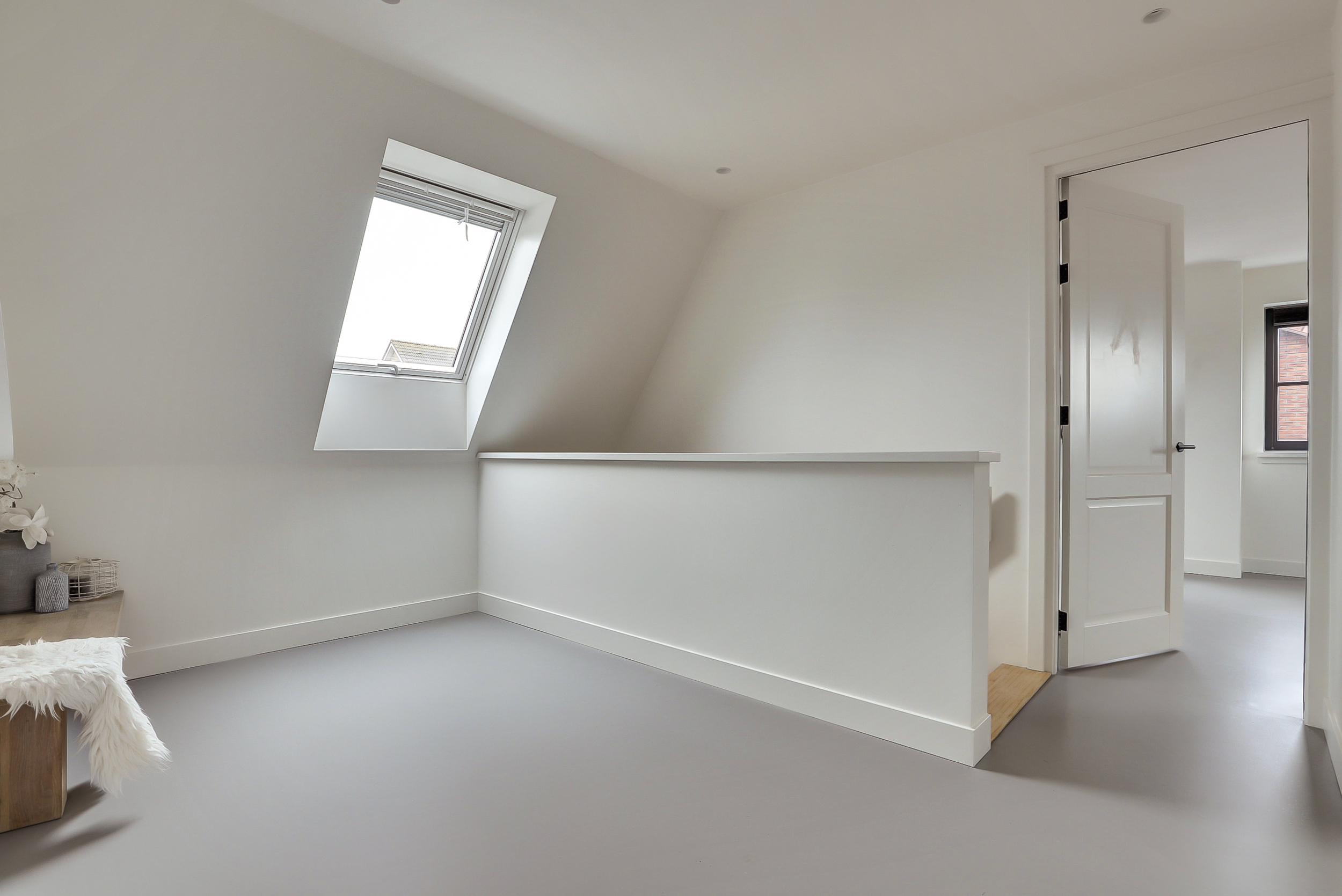 '$houseDetails->street_name'.' '.'$houseDetails->number'