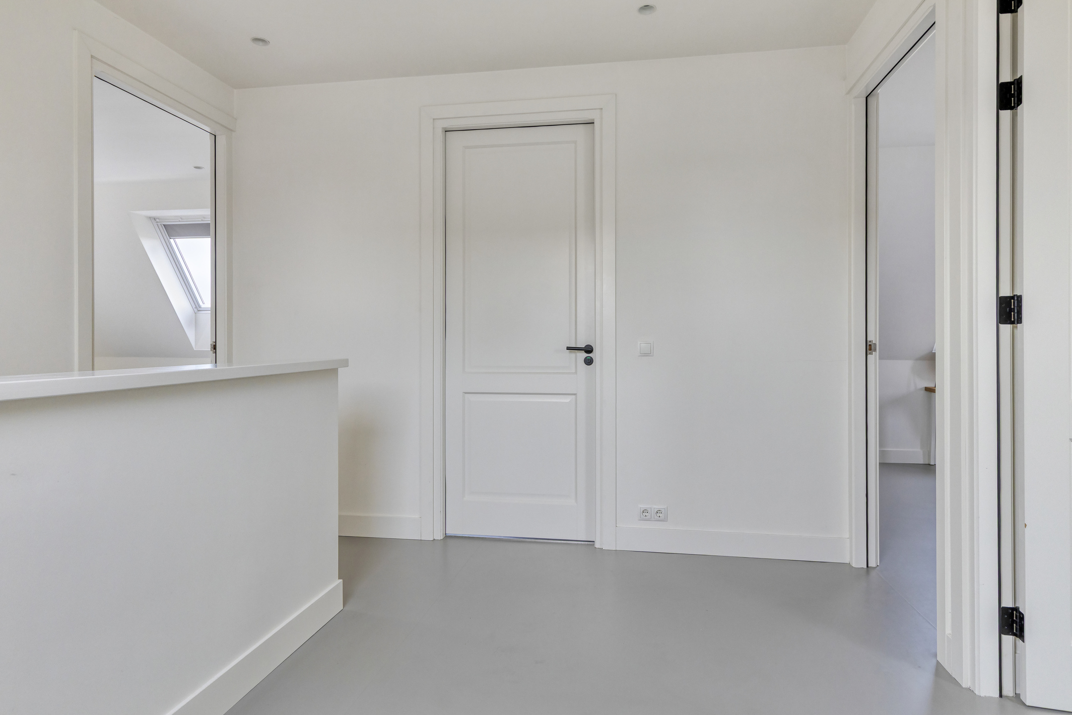 '$houseDetails->street_name'.' '.'$houseDetails->number'