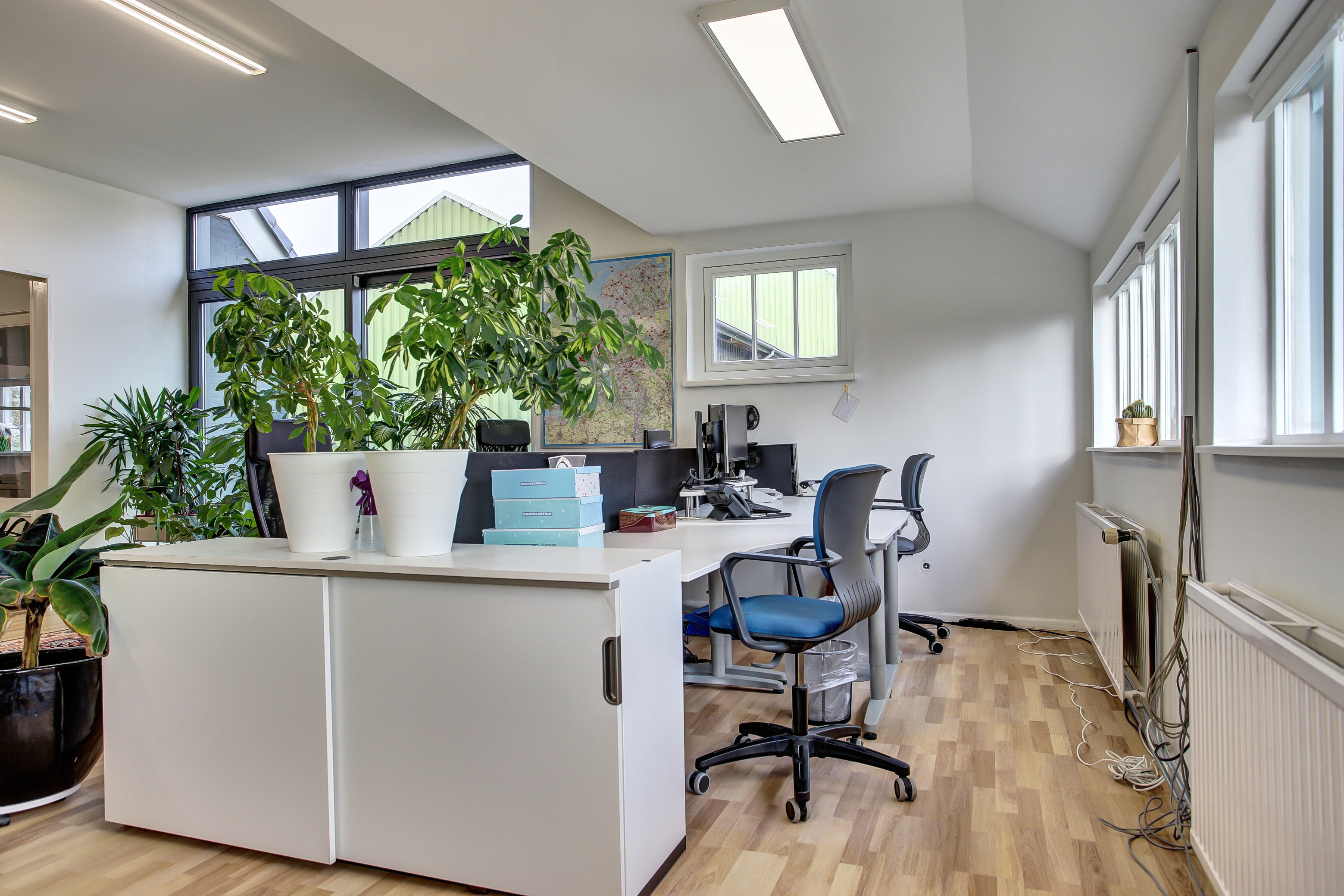 '$houseDetails->street_name'.' '.'$houseDetails->number'