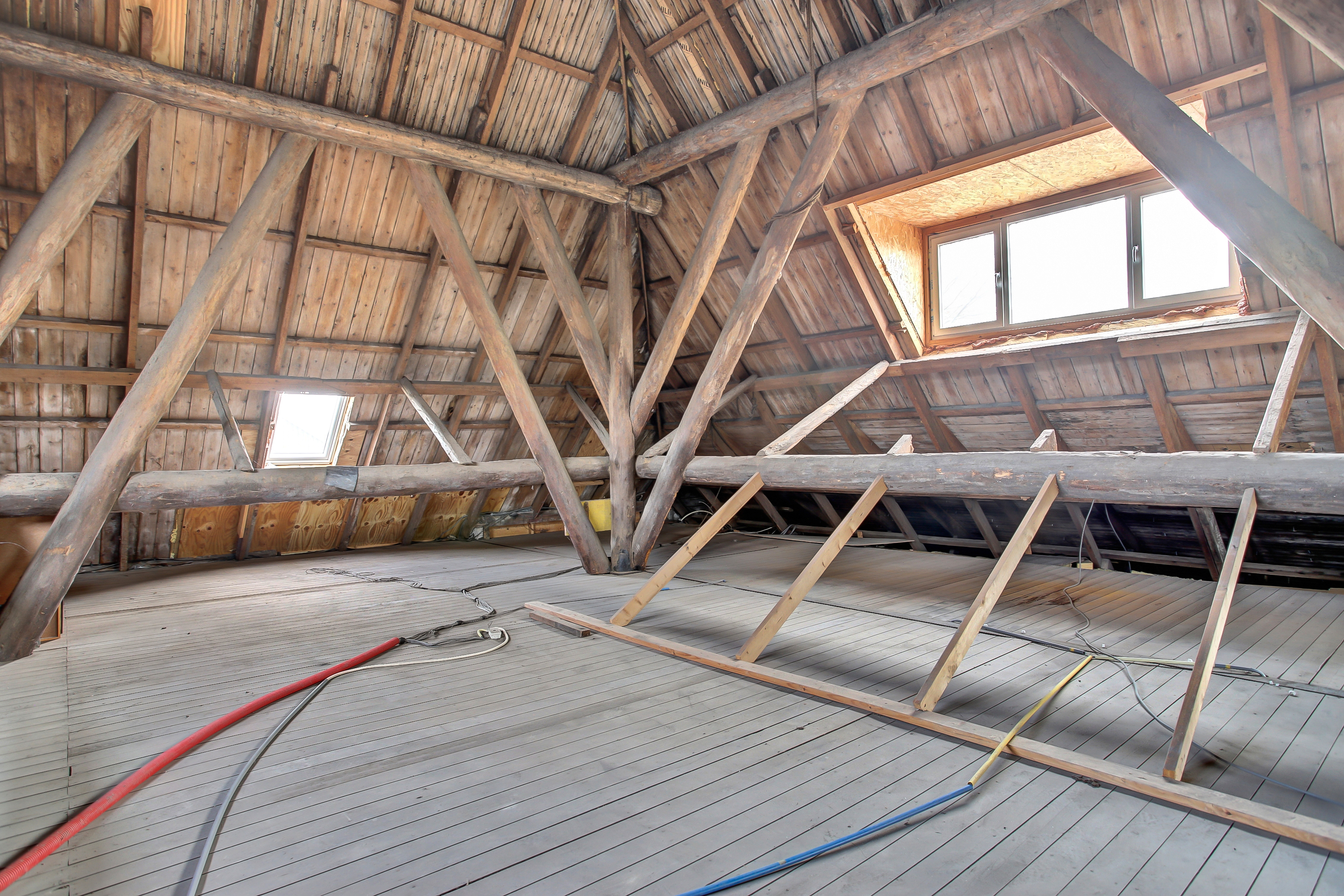 '$houseDetails->street_name'.' '.'$houseDetails->number'