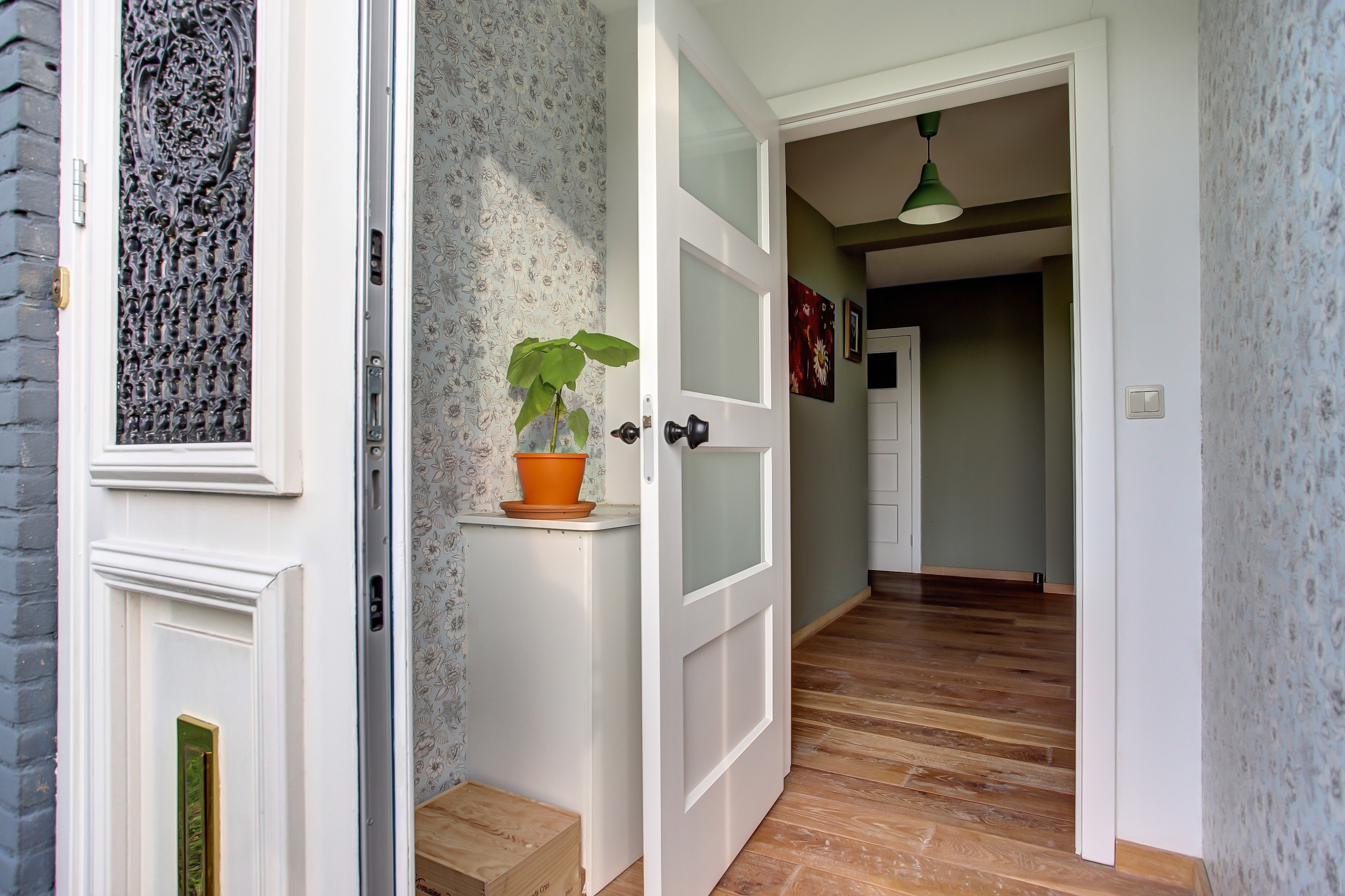 '$houseDetails->street_name'.' '.'$houseDetails->number'