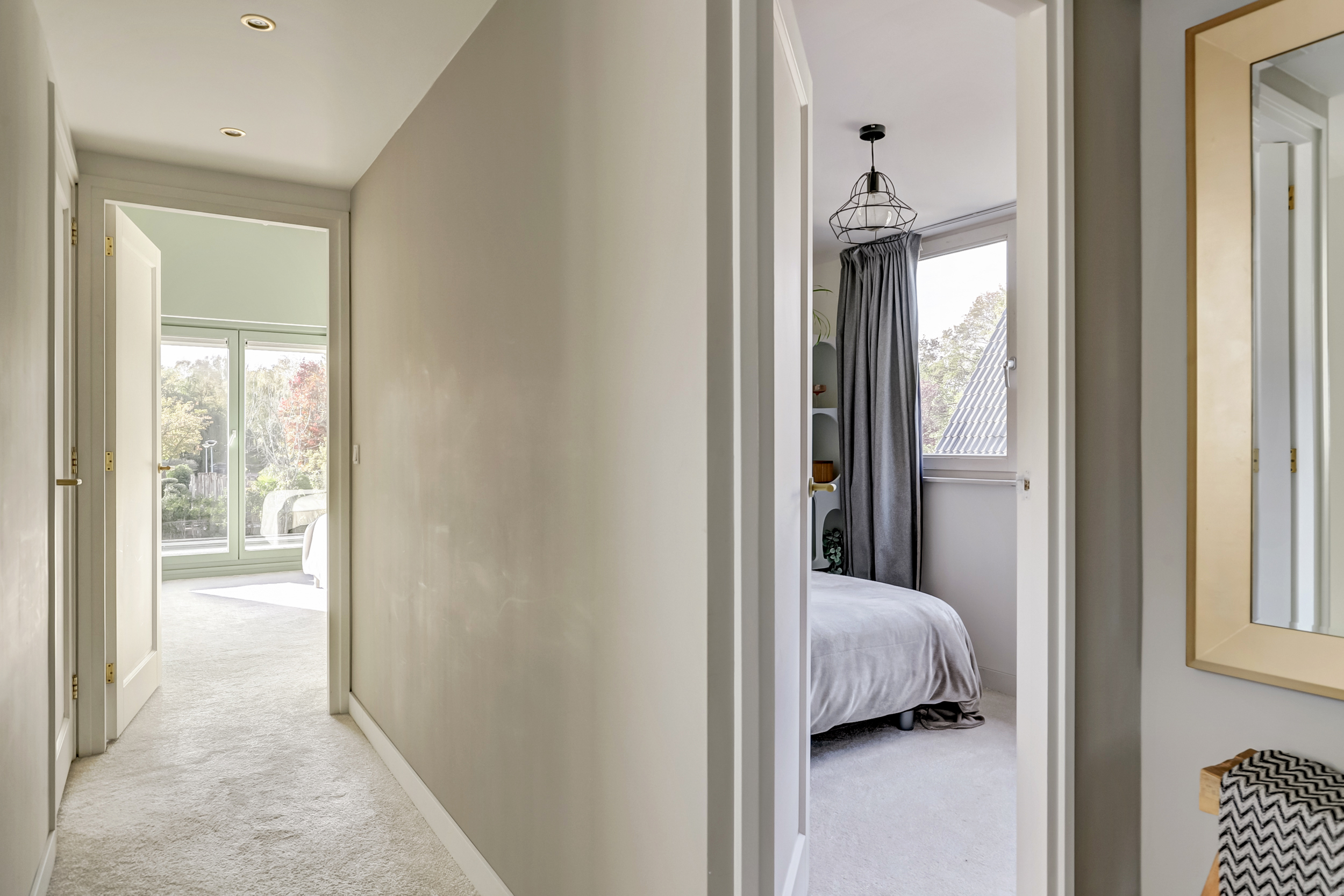 '$houseDetails->street_name'.' '.'$houseDetails->number'