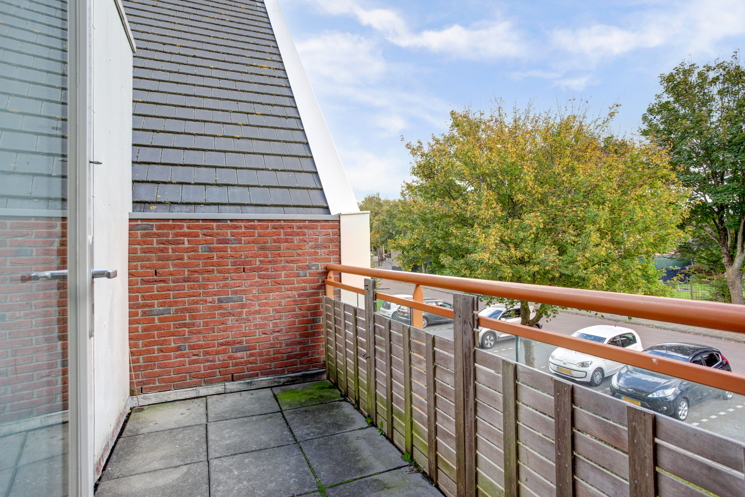 '$houseDetails->street_name'.' '.'$houseDetails->number'