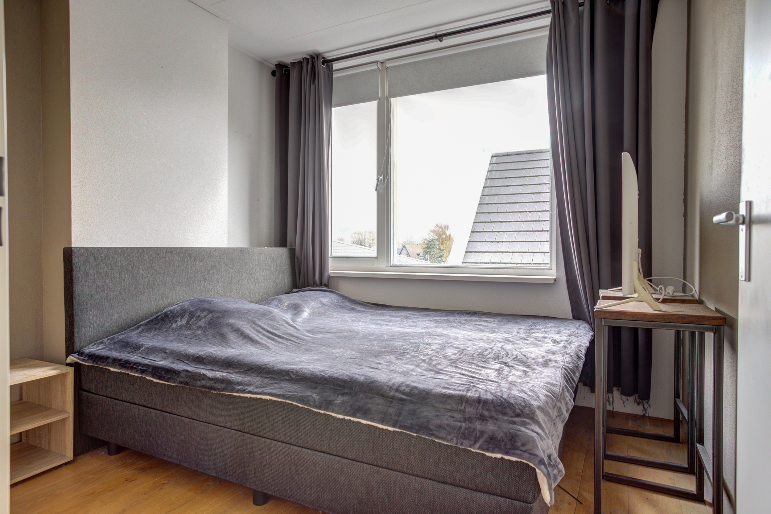 '$houseDetails->street_name'.' '.'$houseDetails->number'