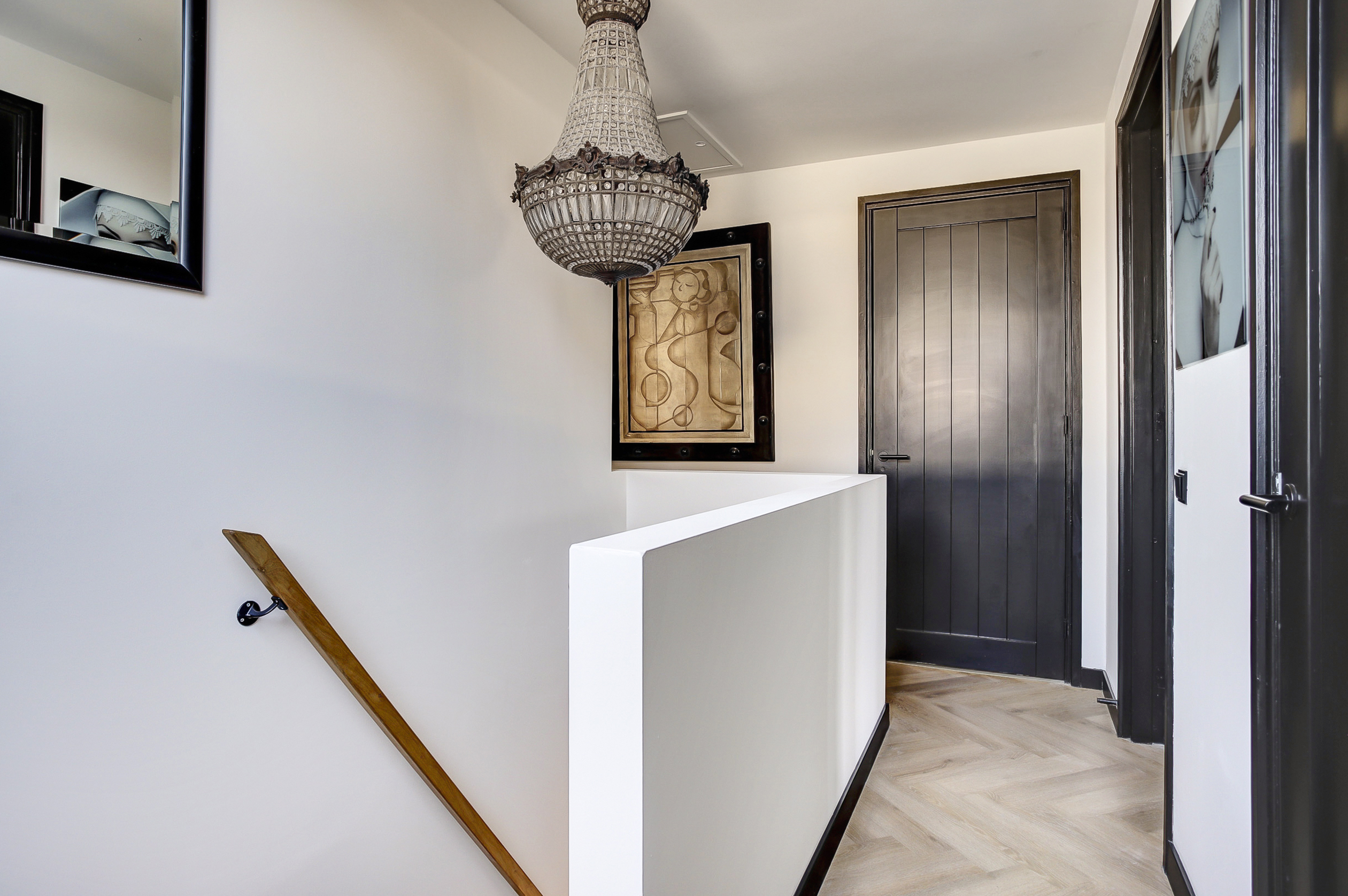 '$houseDetails->street_name'.' '.'$houseDetails->number'