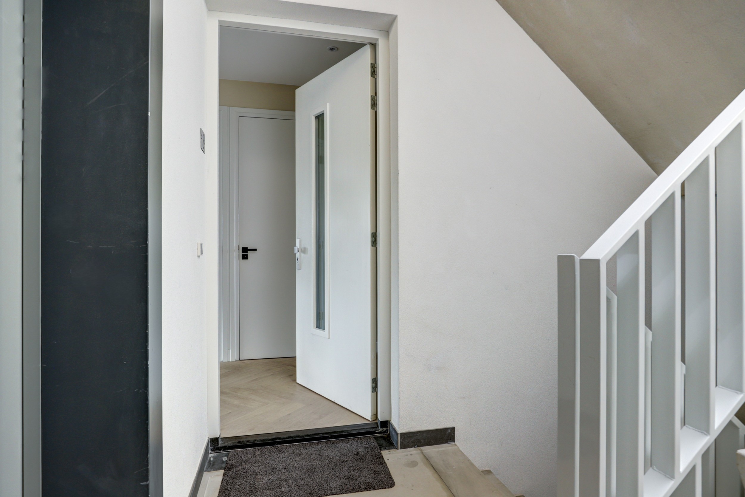 '$houseDetails->street_name'.' '.'$houseDetails->number'