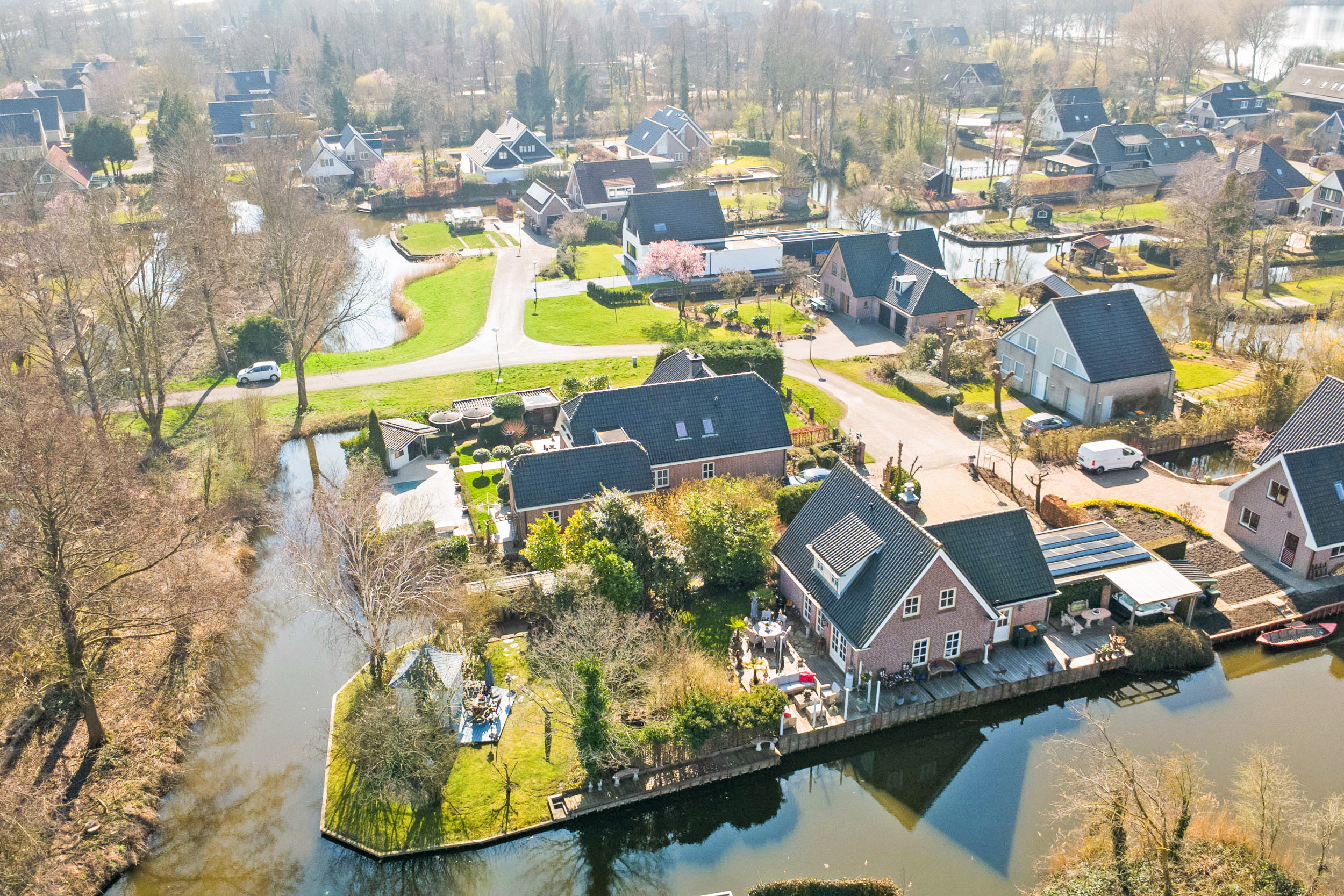 '$houseDetails->street_name'.' '.'$houseDetails->number'