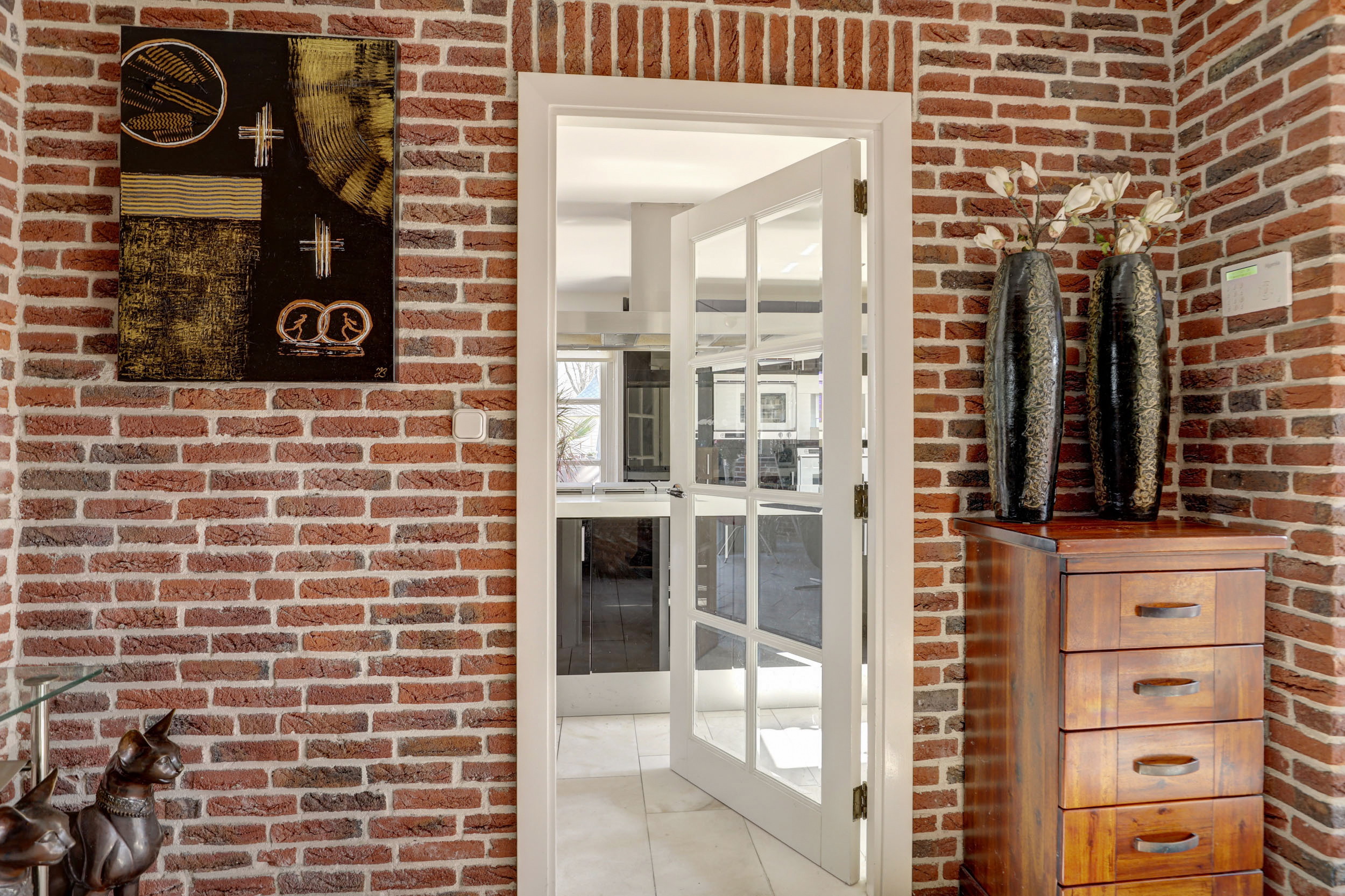 '$houseDetails->street_name'.' '.'$houseDetails->number'