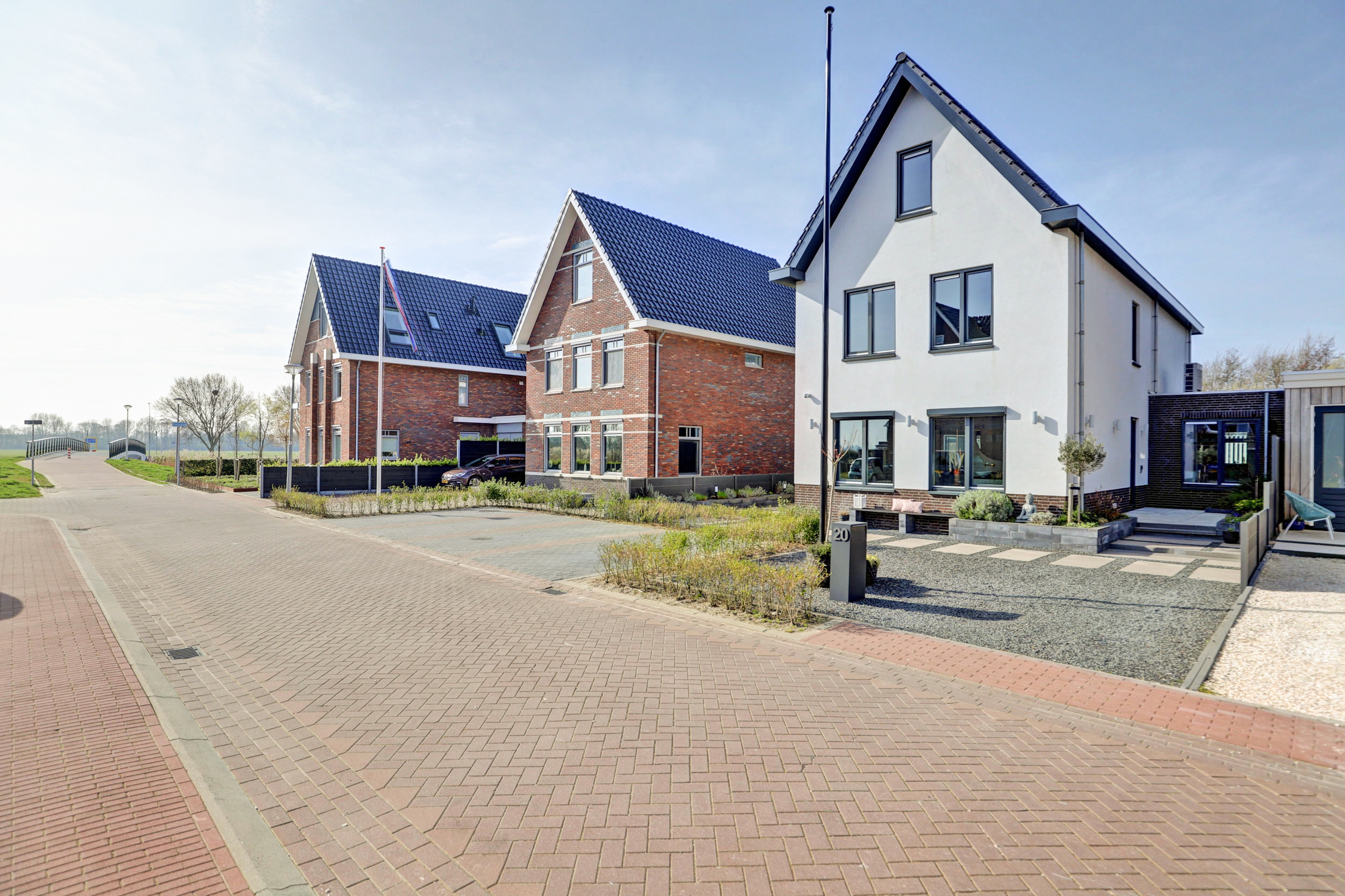 '$houseDetails->street_name'.' '.'$houseDetails->number'