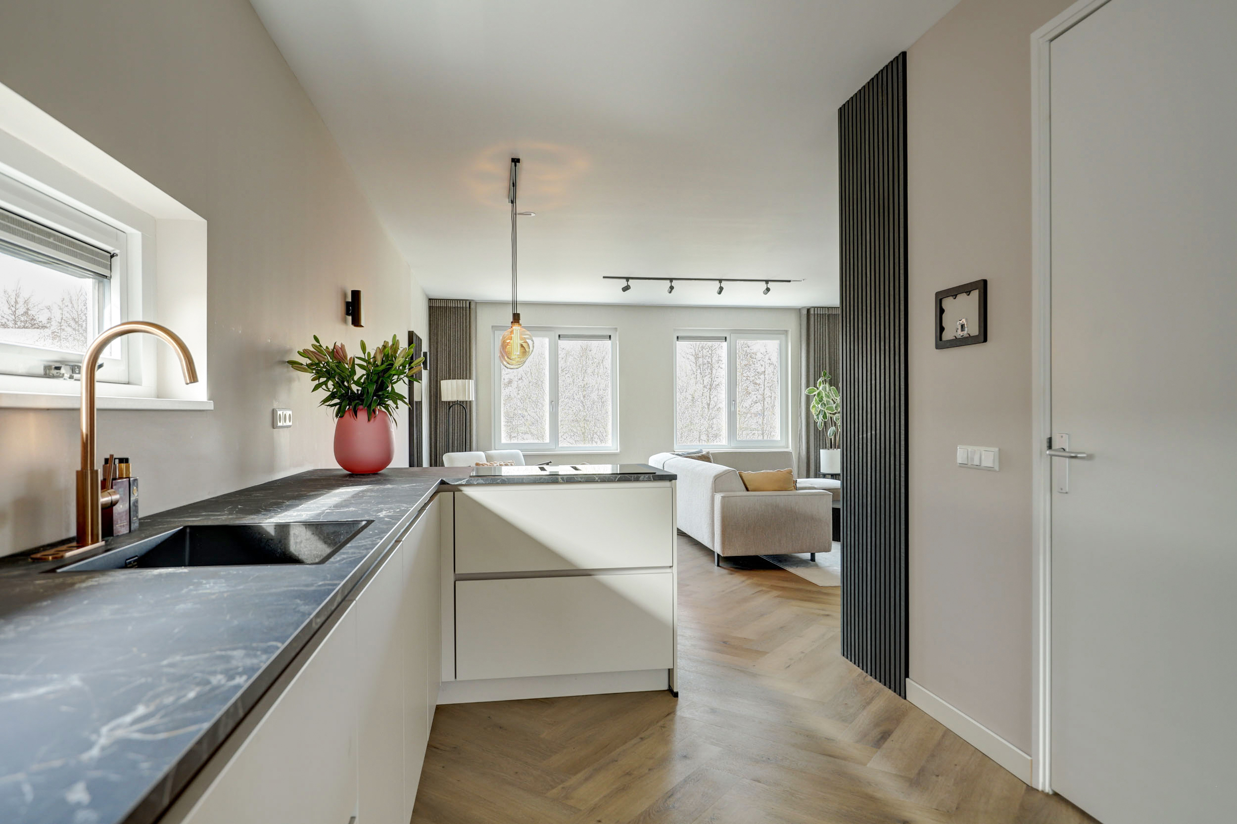 '$houseDetails->street_name'.' '.'$houseDetails->number'