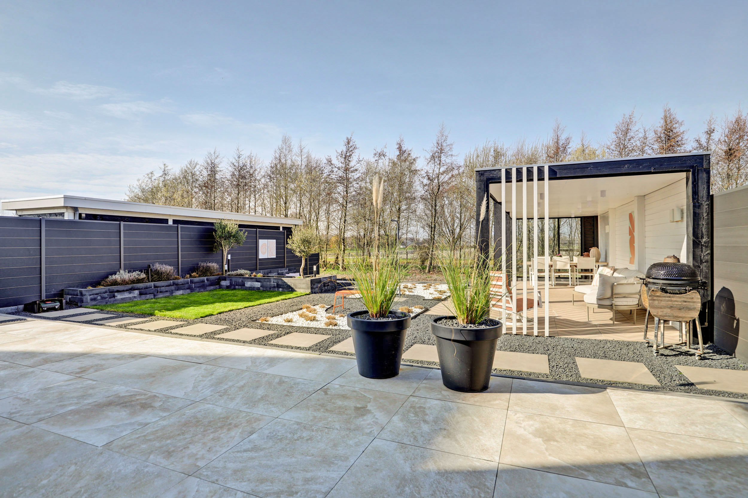 '$houseDetails->street_name'.' '.'$houseDetails->number'