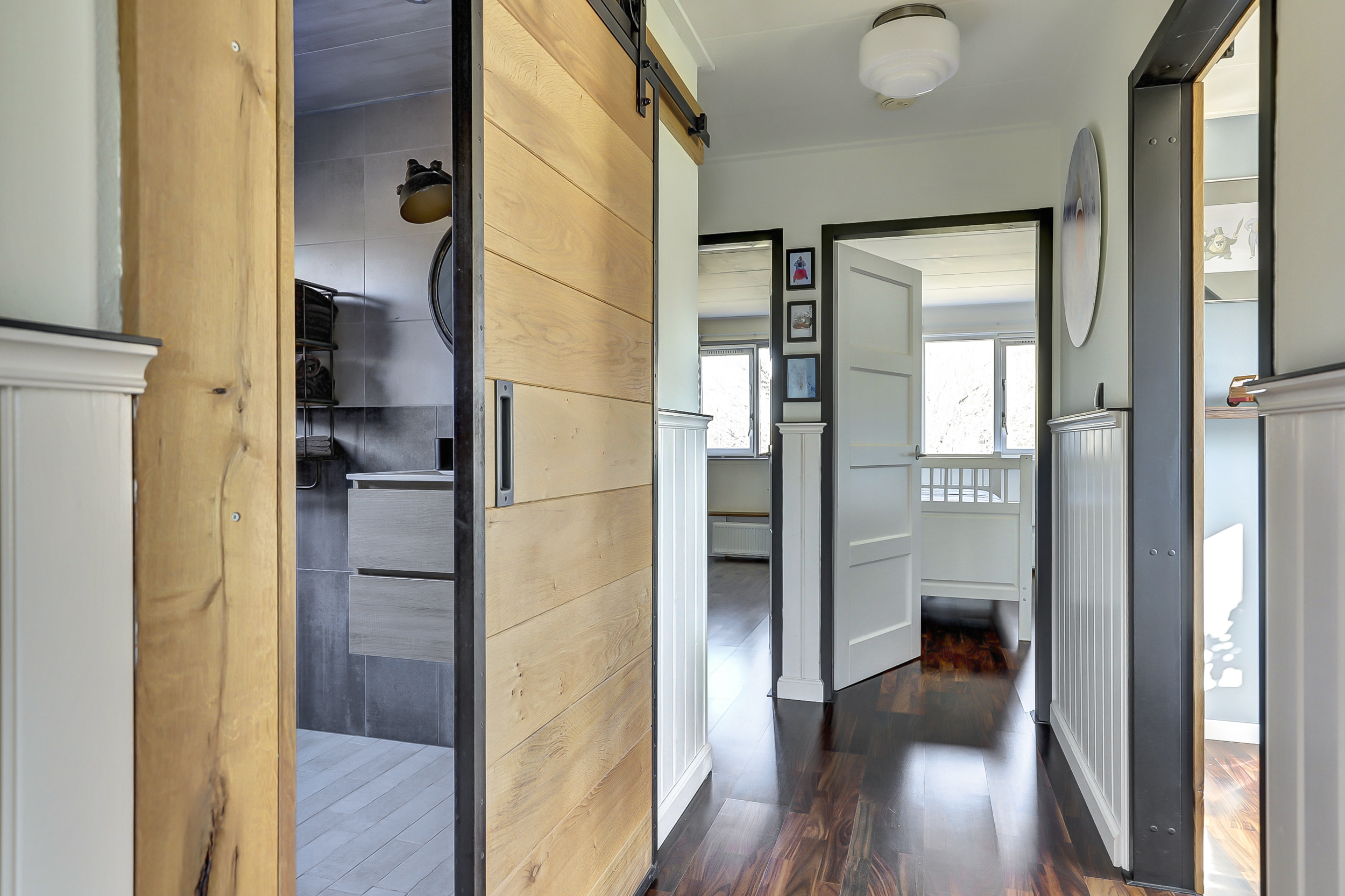 '$houseDetails->street_name'.' '.'$houseDetails->number'