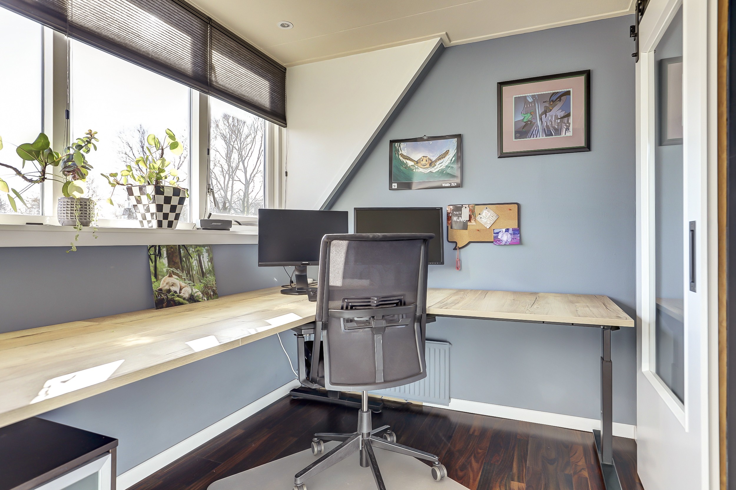 '$houseDetails->street_name'.' '.'$houseDetails->number'