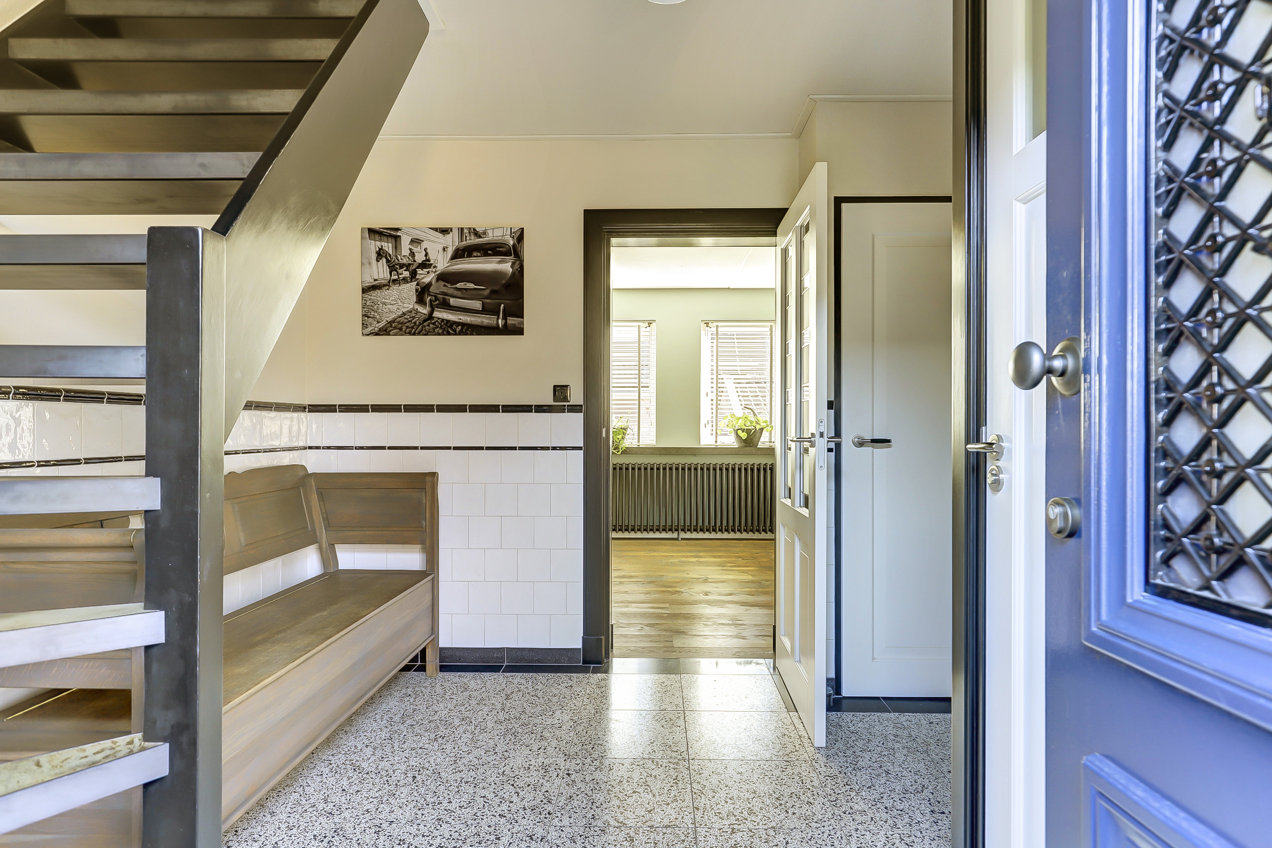 '$houseDetails->street_name'.' '.'$houseDetails->number'