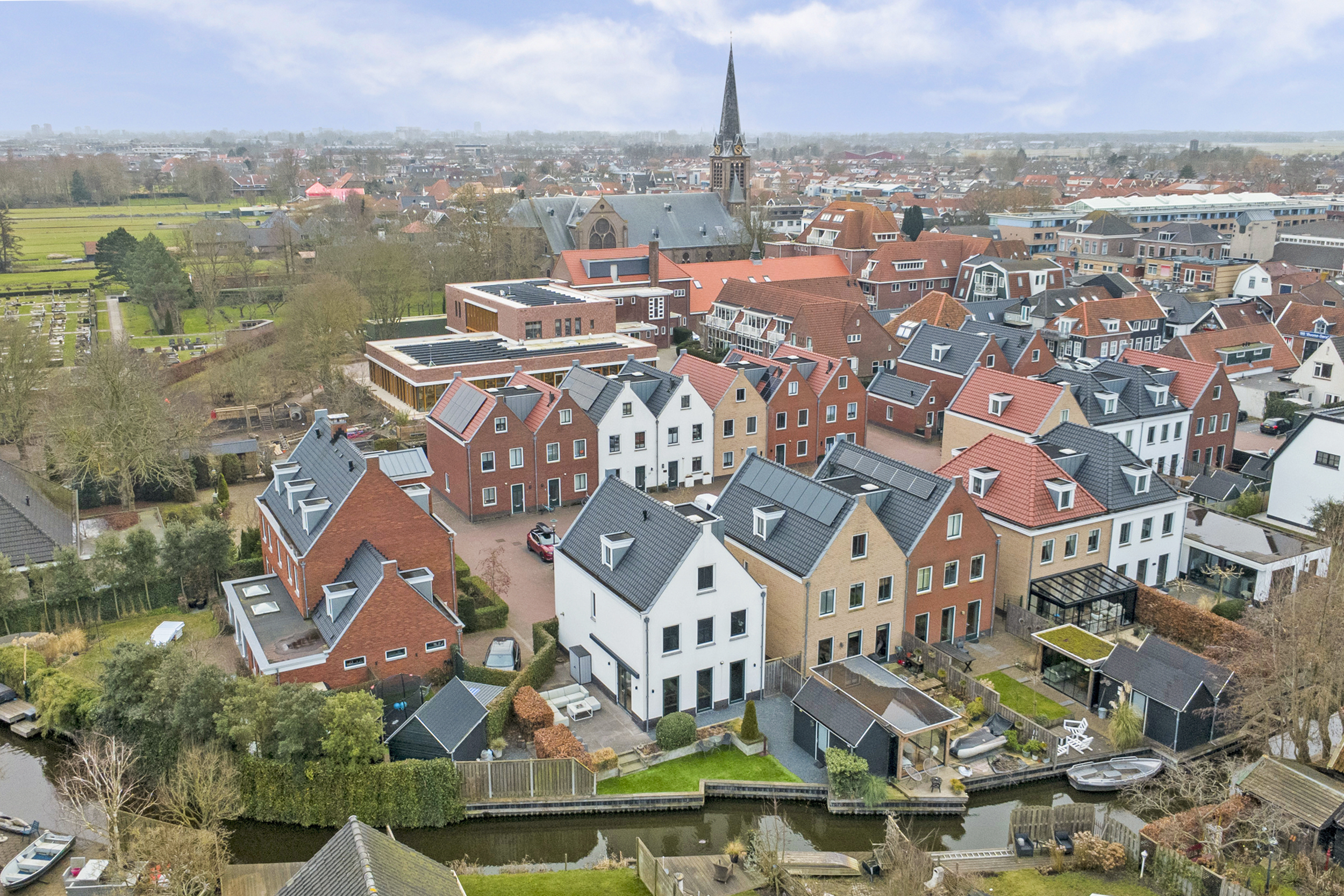 '$houseDetails->street_name'.' '.'$houseDetails->number'