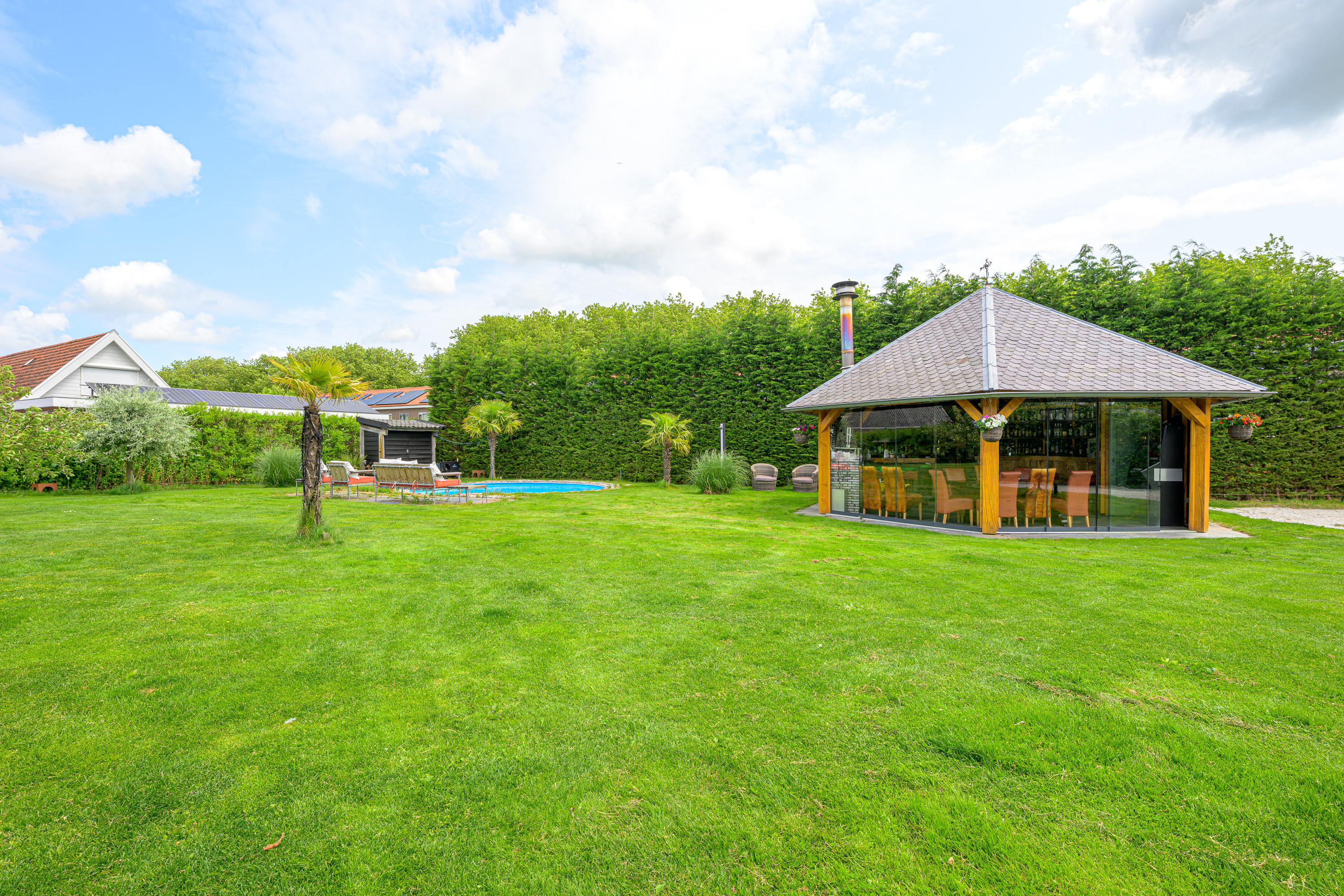 '$houseDetails->street_name'.' '.'$houseDetails->number'