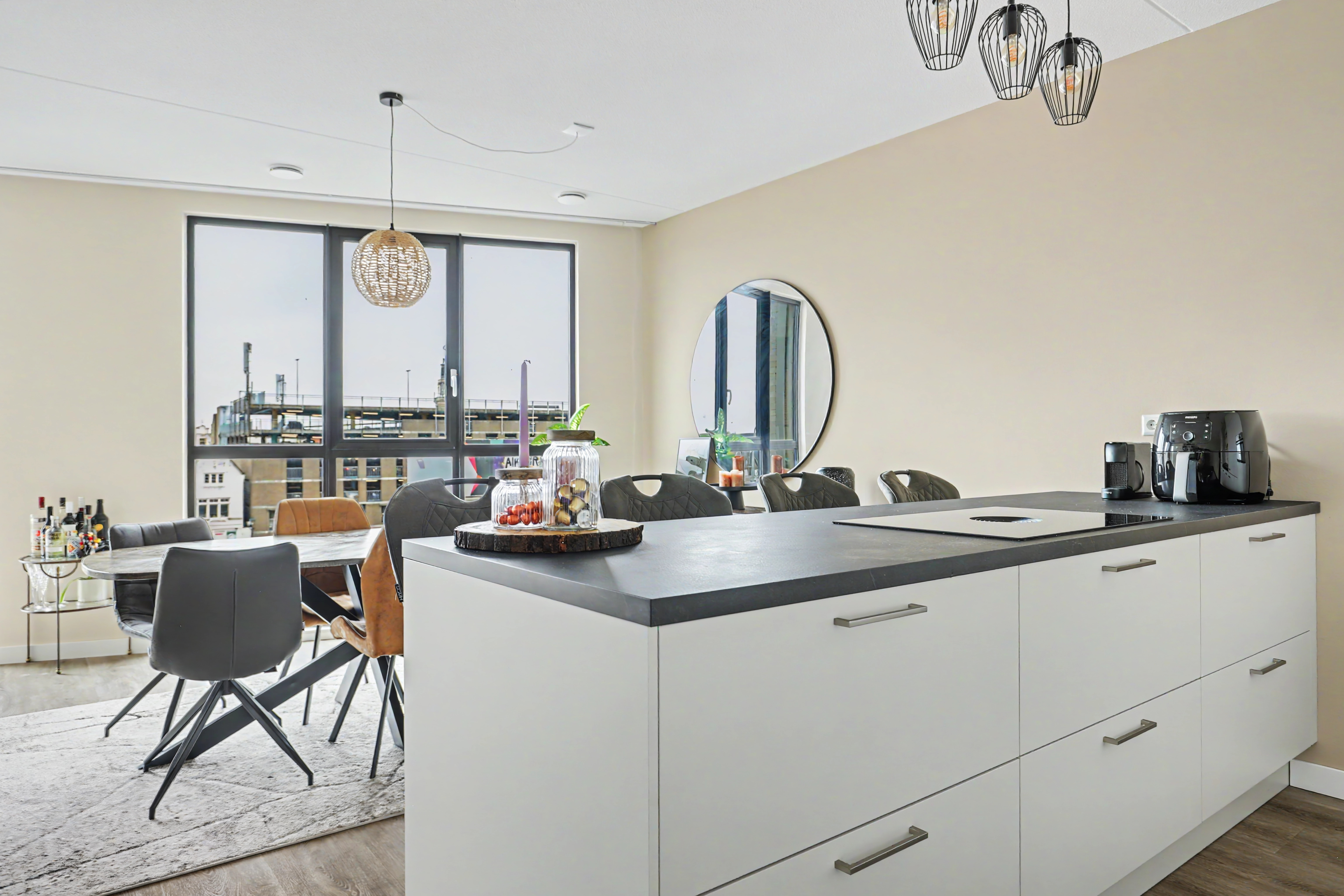 '$houseDetails->street_name'.' '.'$houseDetails->number'