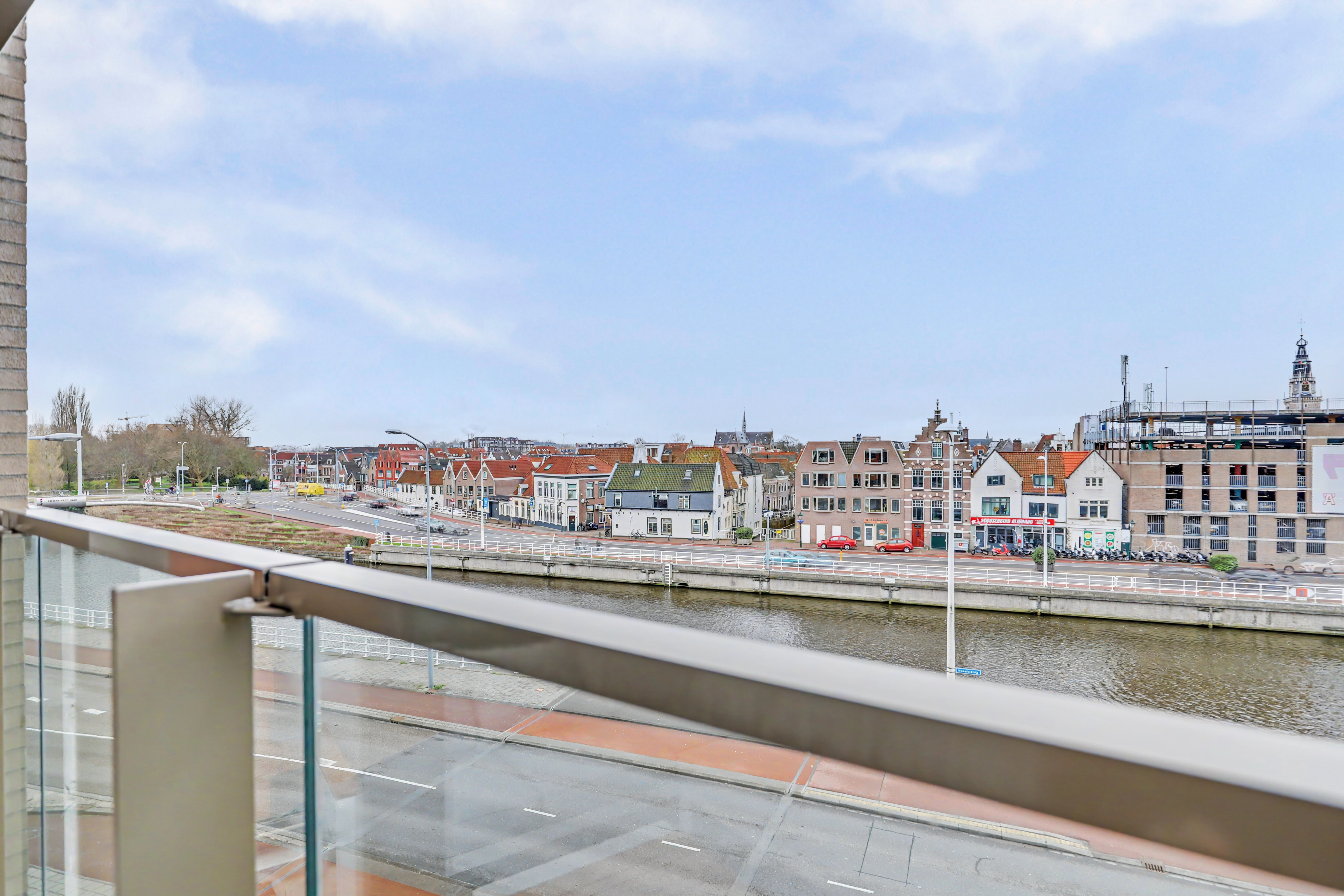 '$houseDetails->street_name'.' '.'$houseDetails->number'