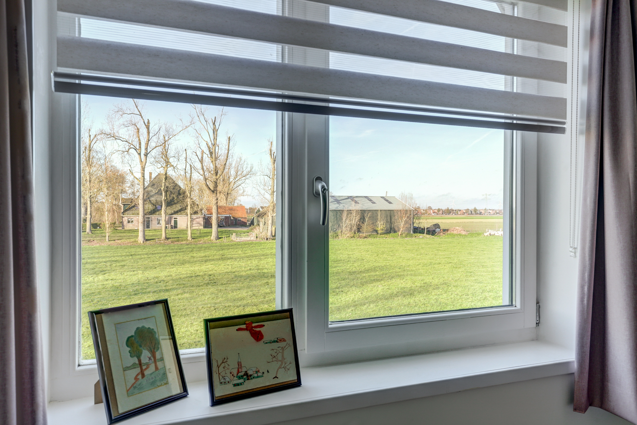 '$houseDetails->street_name'.' '.'$houseDetails->number'