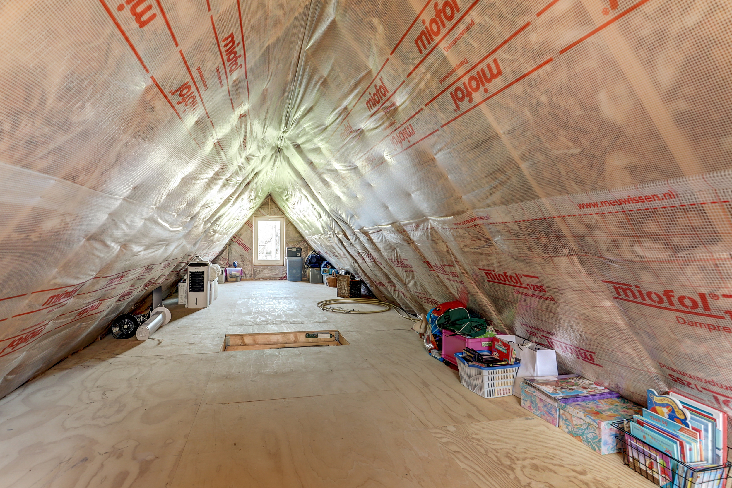 '$houseDetails->street_name'.' '.'$houseDetails->number'