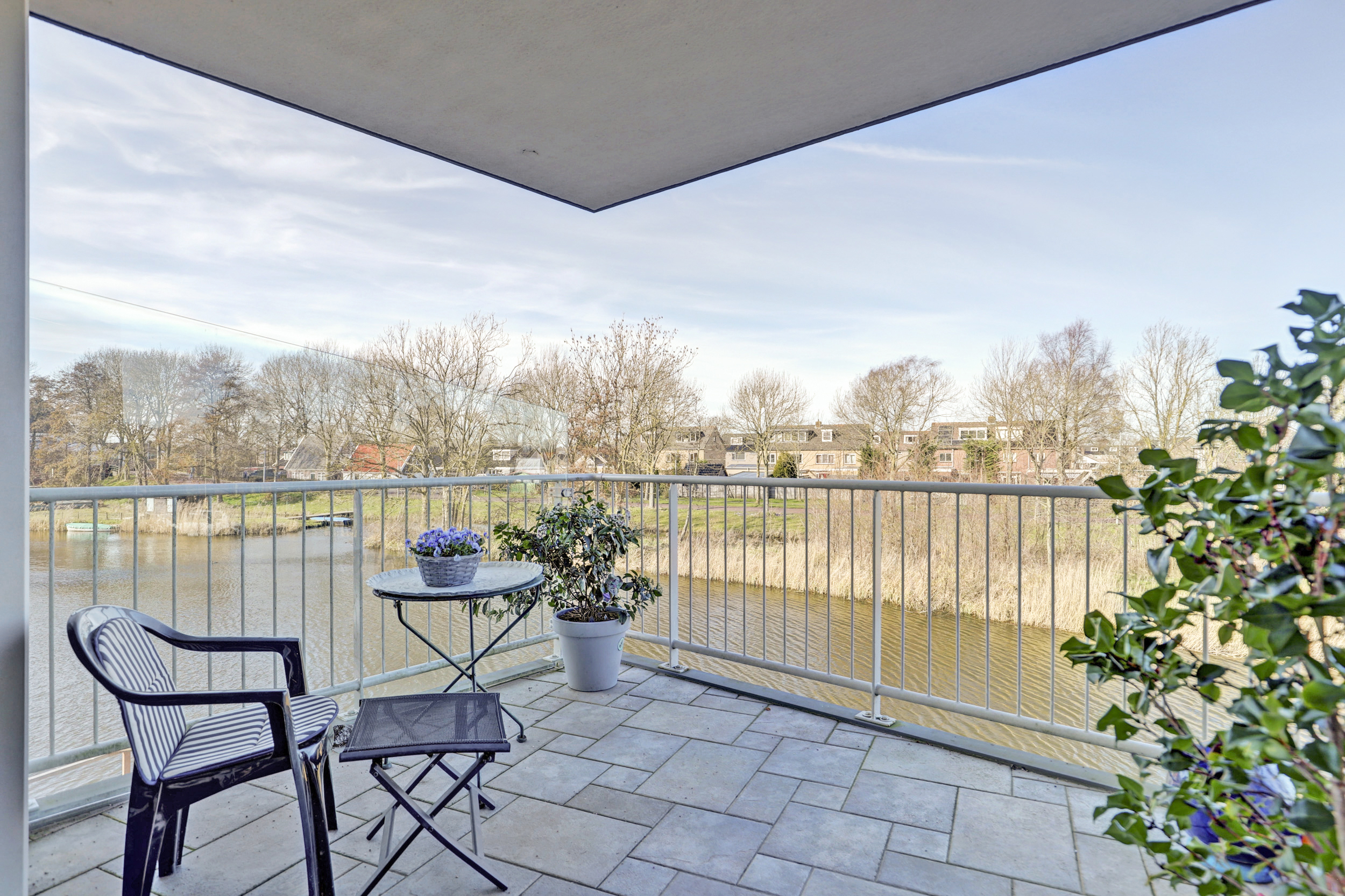 '$houseDetails->street_name'.' '.'$houseDetails->number'