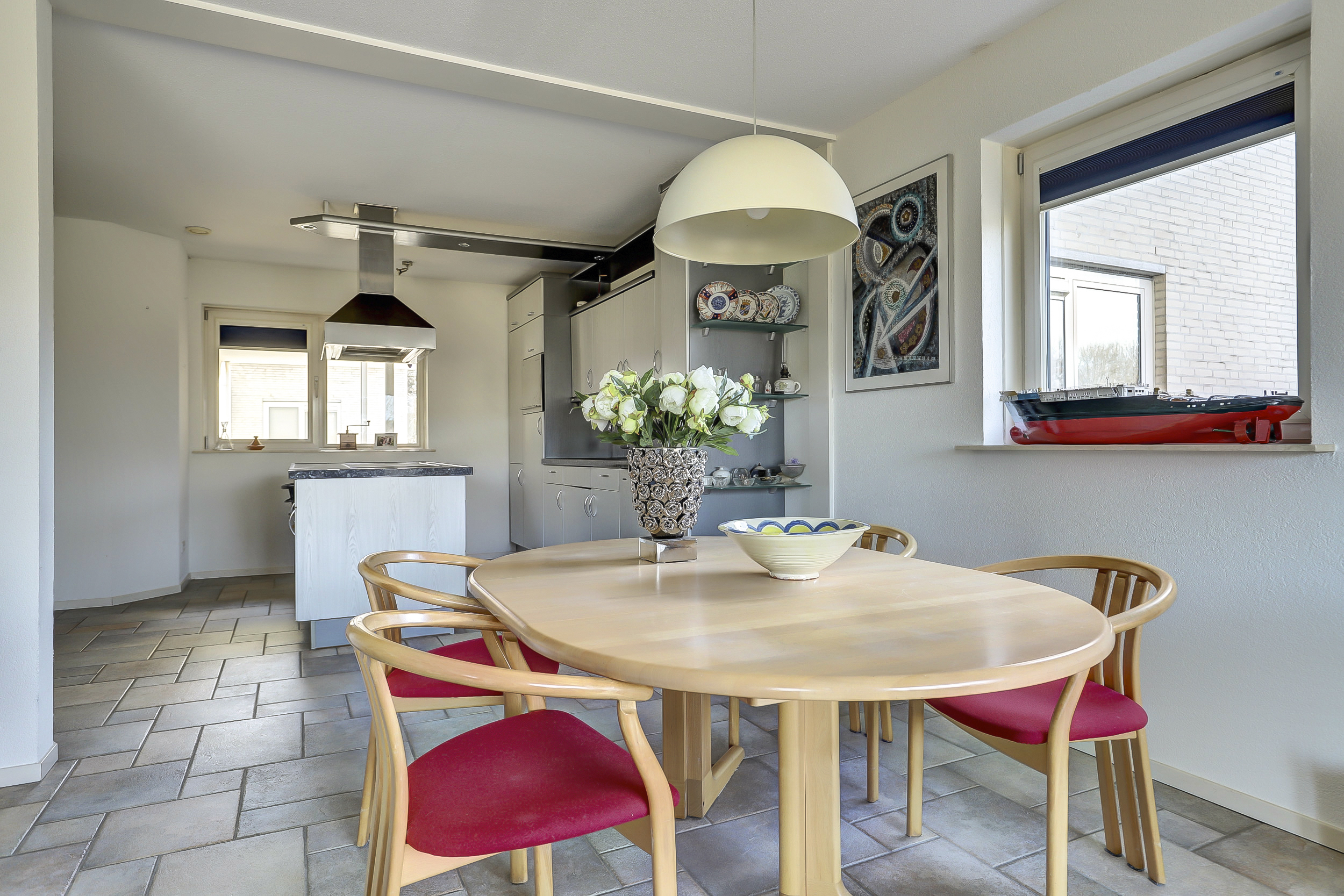 '$houseDetails->street_name'.' '.'$houseDetails->number'