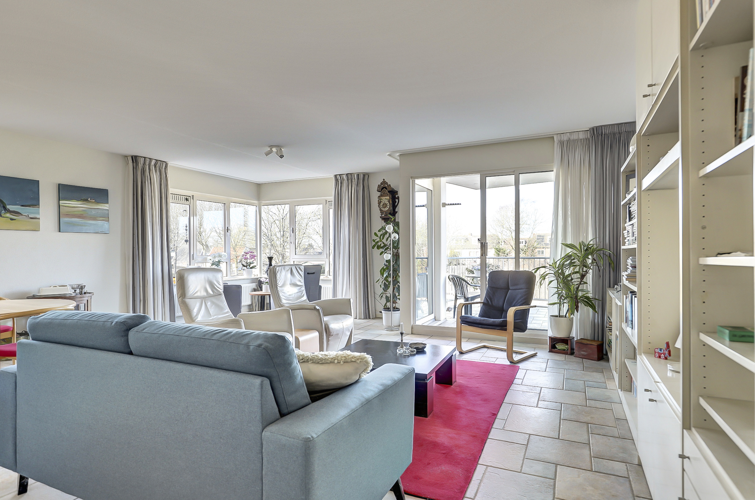 '$houseDetails->street_name'.' '.'$houseDetails->number'