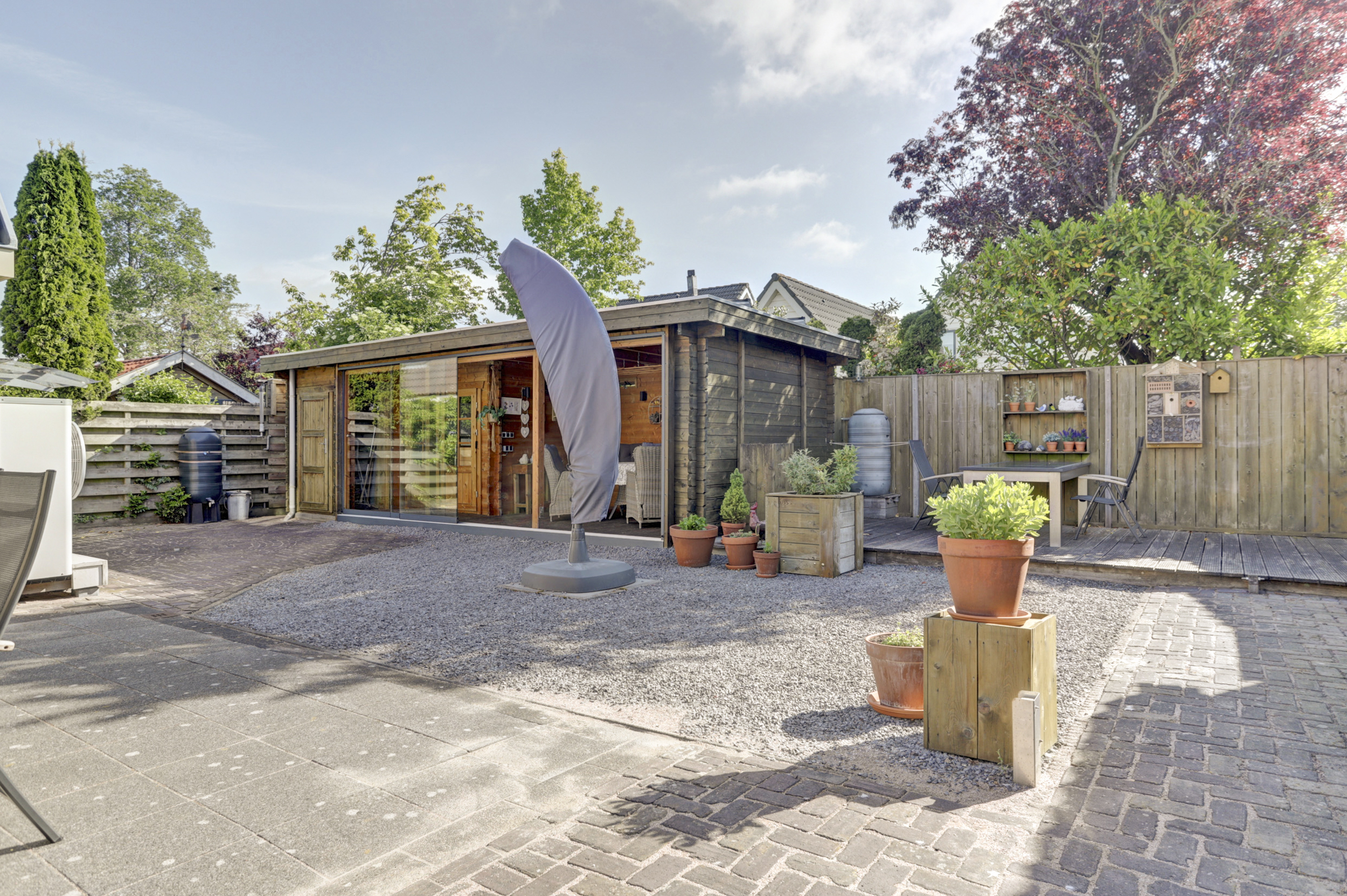 '$houseDetails->street_name'.' '.'$houseDetails->number'