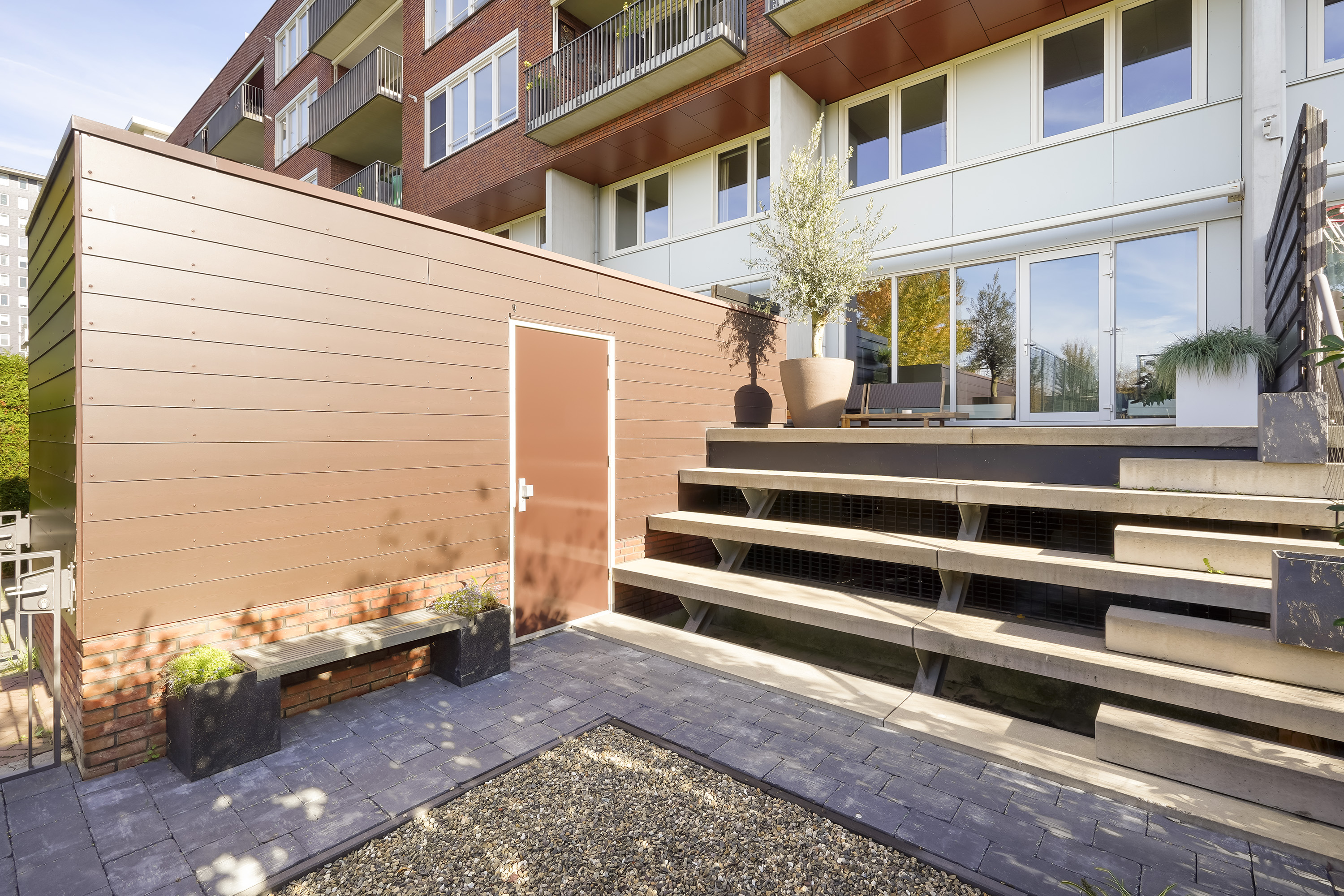 '$houseDetails->street_name'.' '.'$houseDetails->number'
