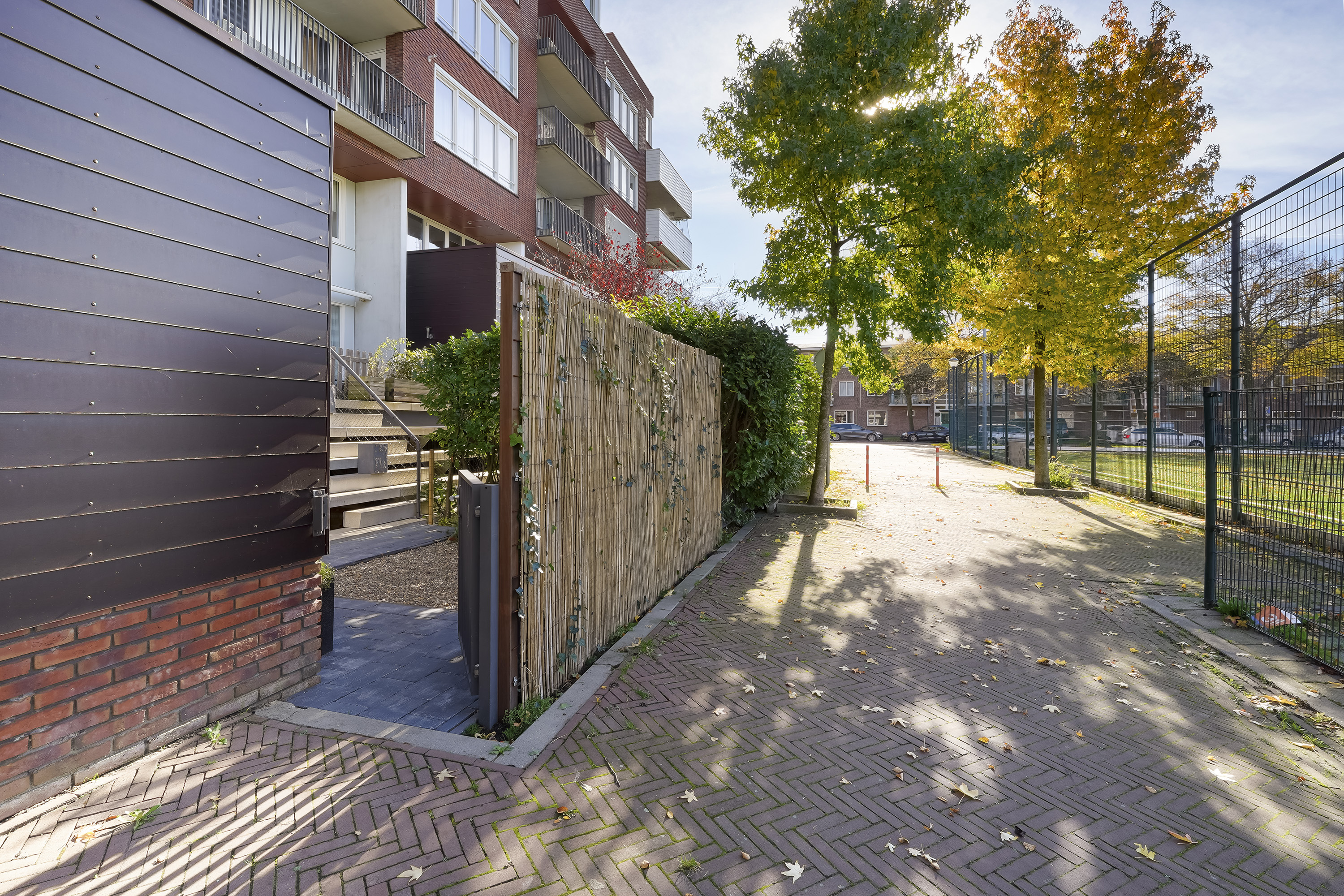 '$houseDetails->street_name'.' '.'$houseDetails->number'