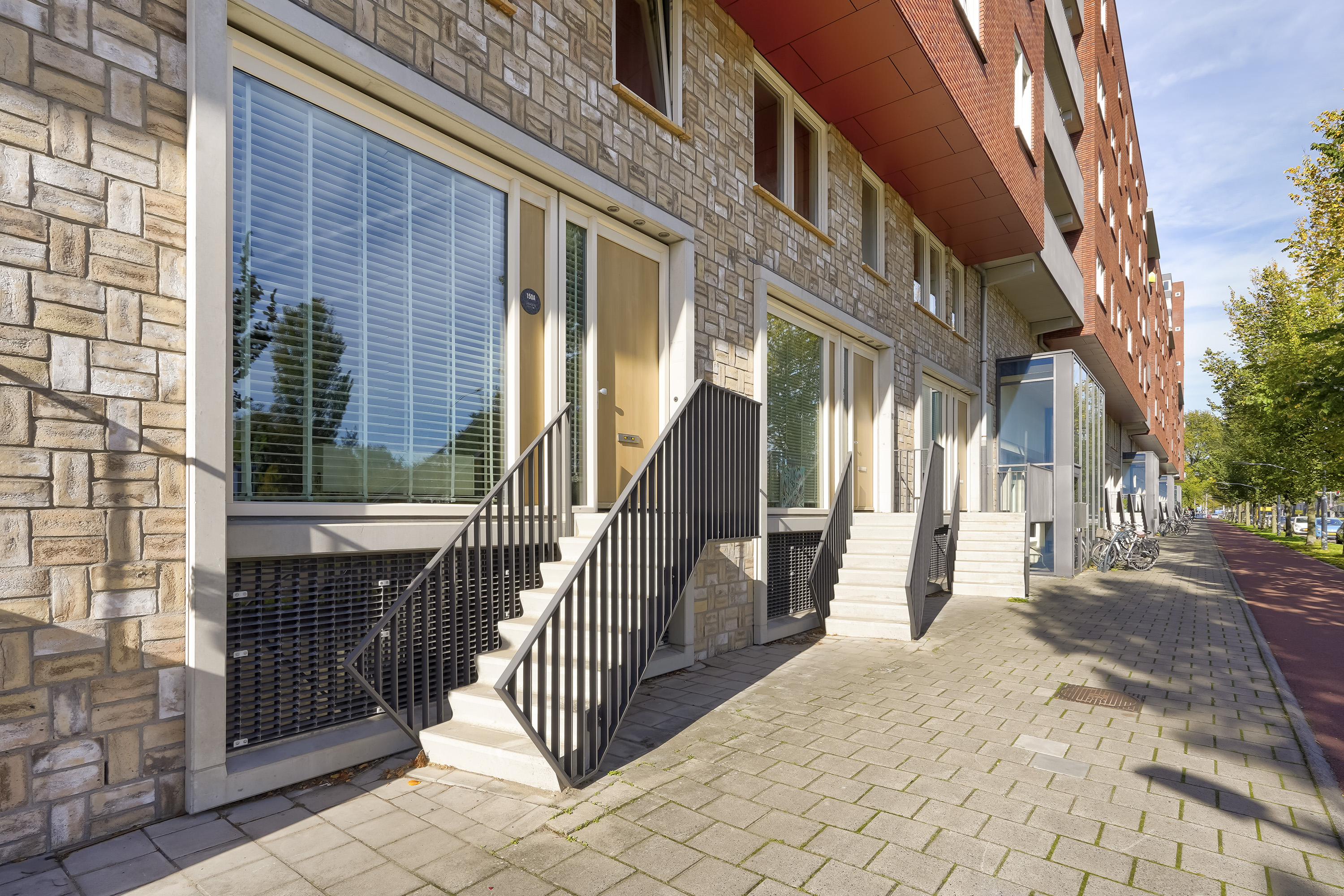 '$houseDetails->street_name'.' '.'$houseDetails->number'