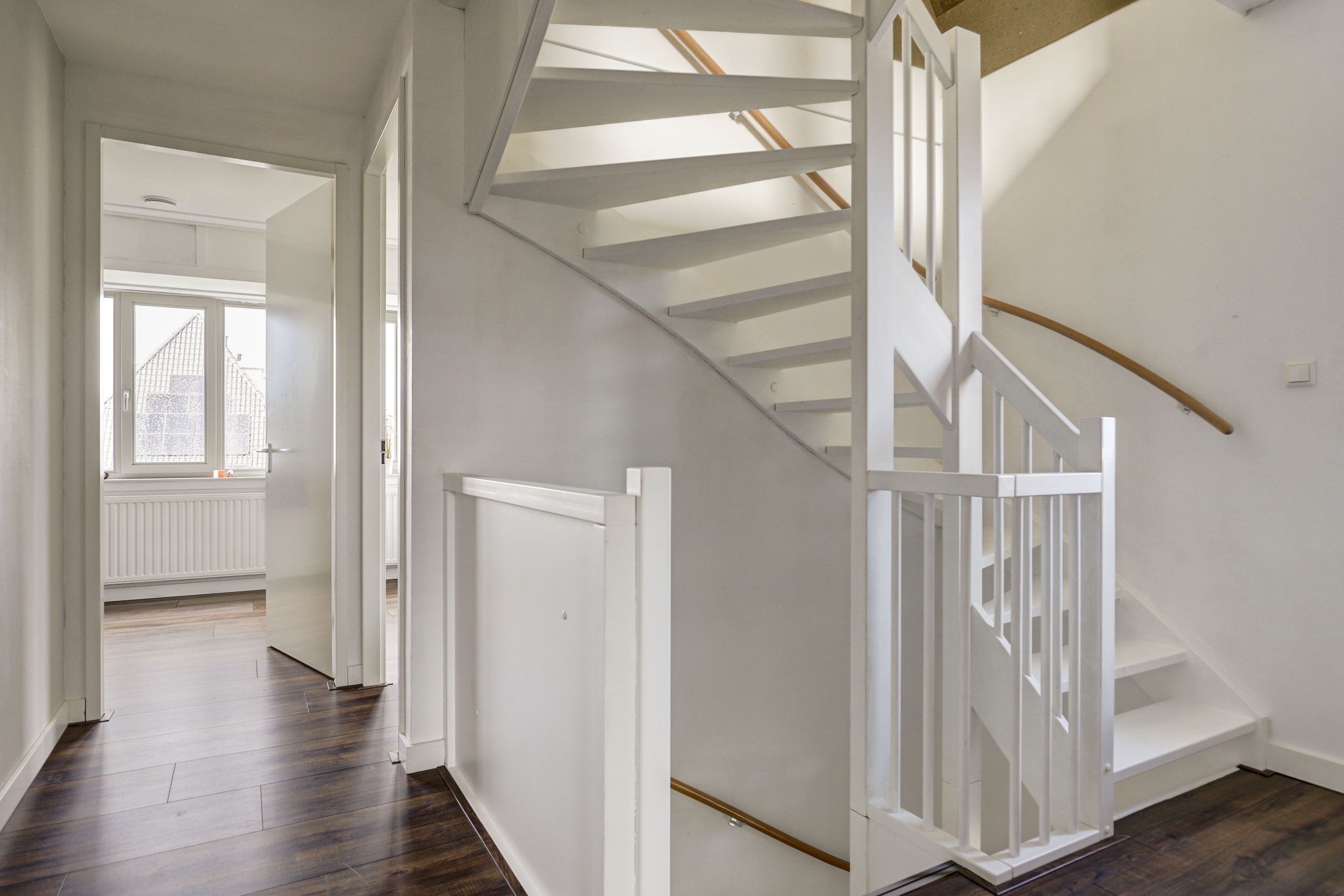 '$houseDetails->street_name'.' '.'$houseDetails->number'