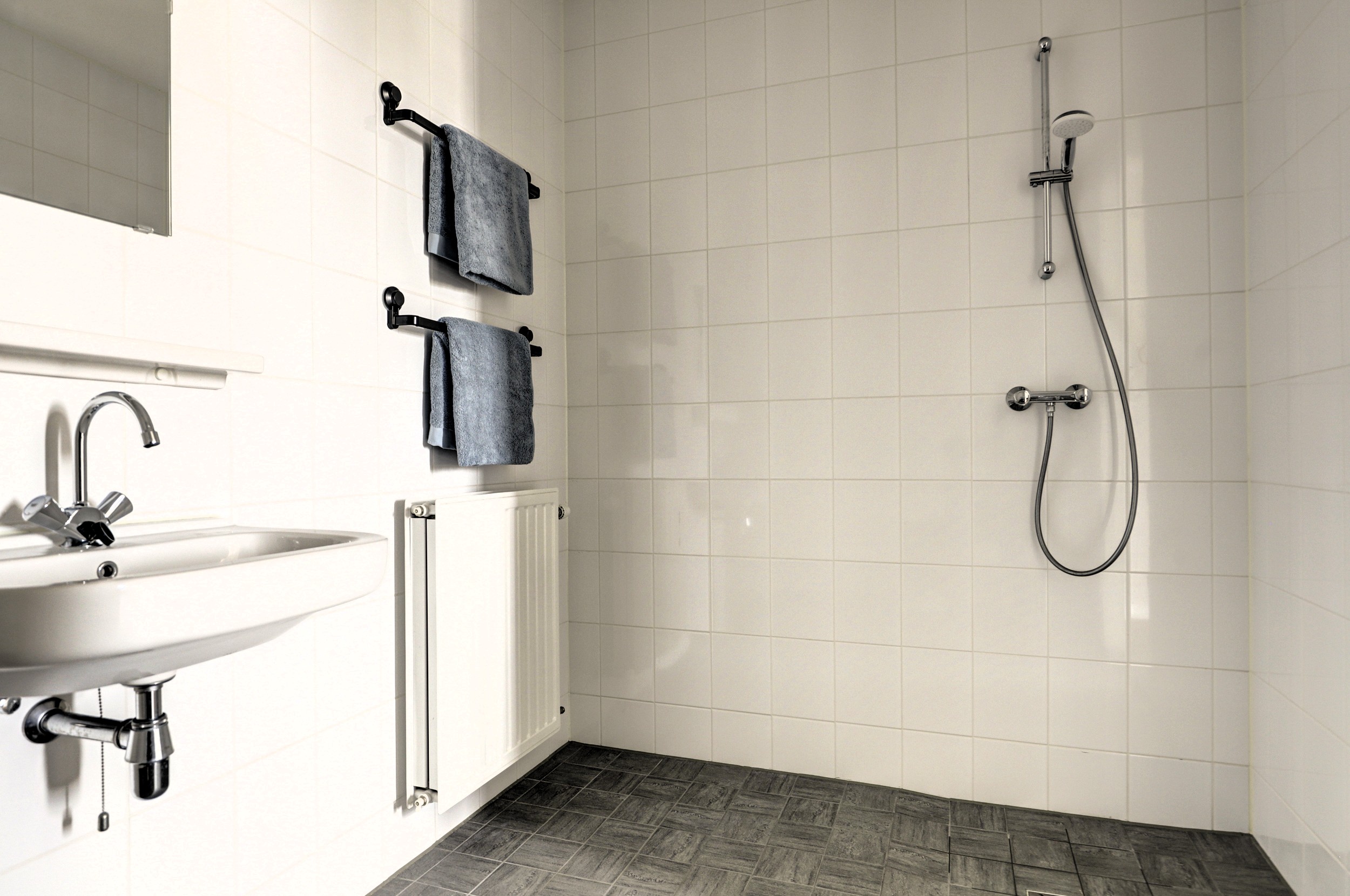 '$houseDetails->street_name'.' '.'$houseDetails->number'