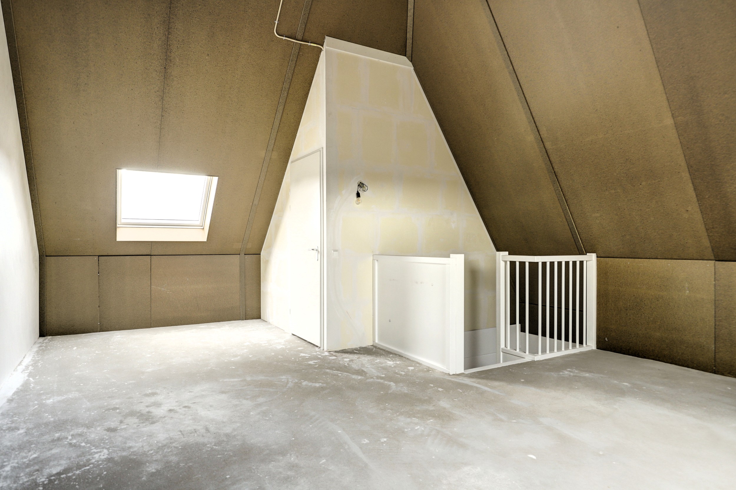 '$houseDetails->street_name'.' '.'$houseDetails->number'