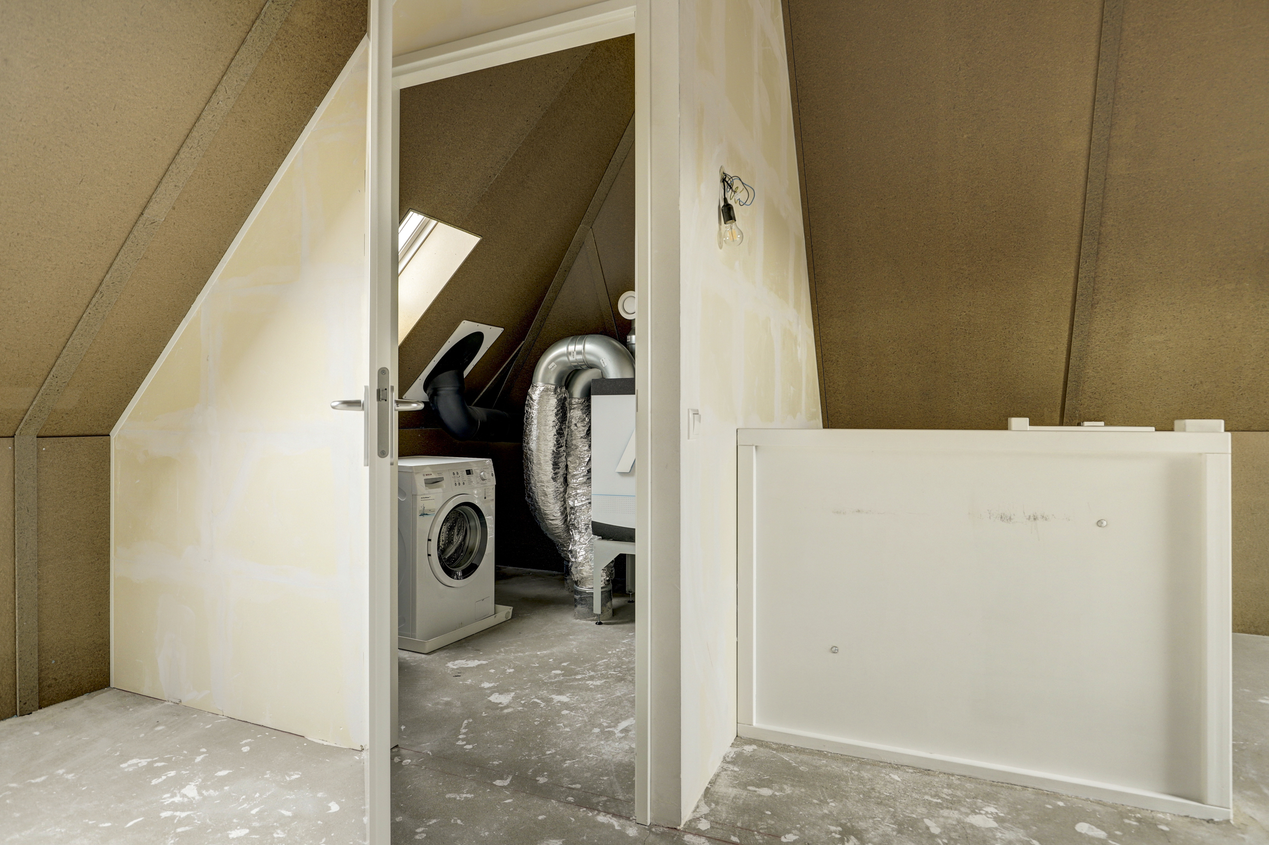 '$houseDetails->street_name'.' '.'$houseDetails->number'