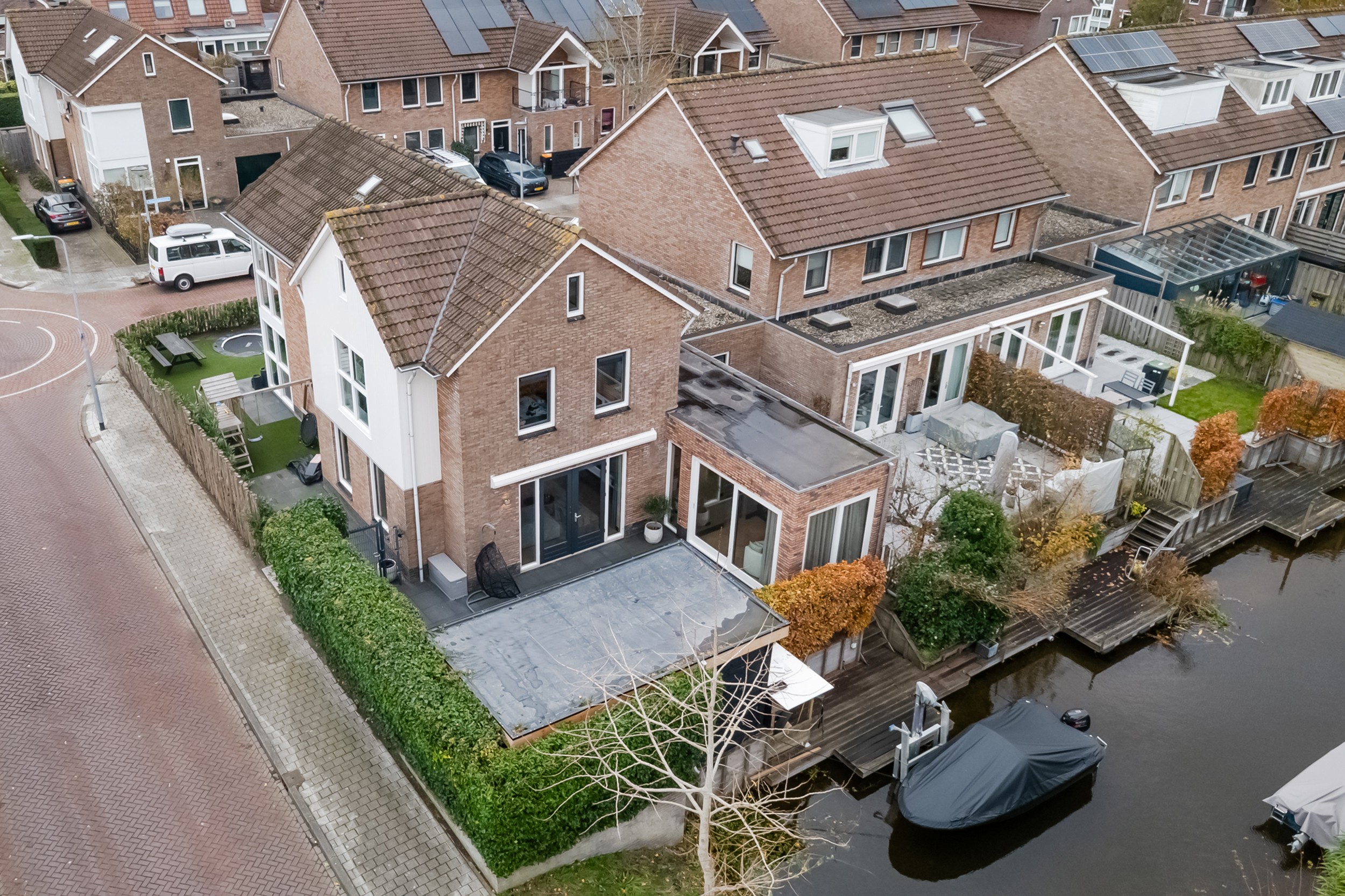 '$houseDetails->street_name'.' '.'$houseDetails->number'