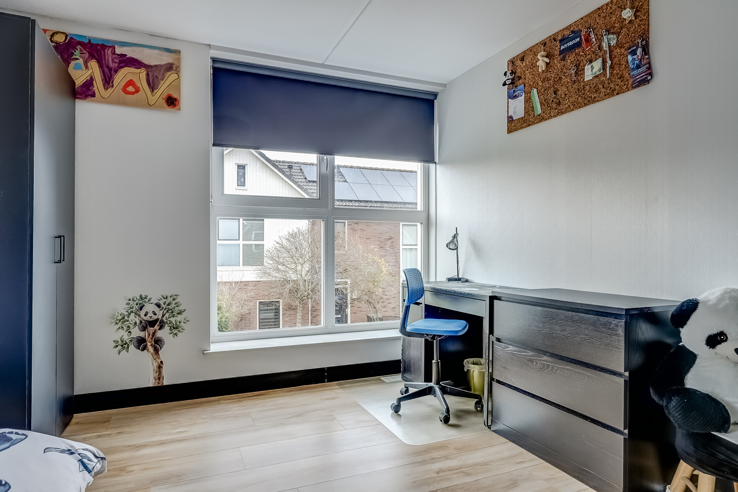 '$houseDetails->street_name'.' '.'$houseDetails->number'