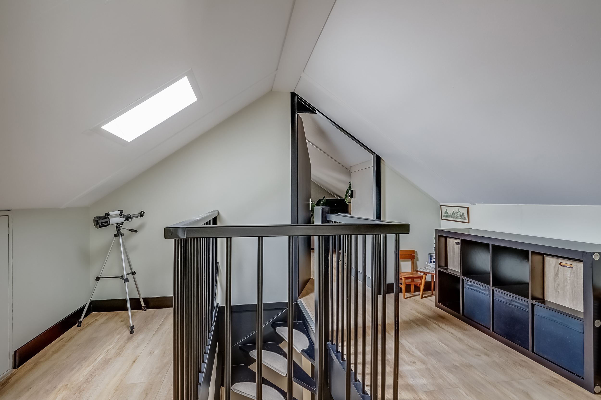 '$houseDetails->street_name'.' '.'$houseDetails->number'