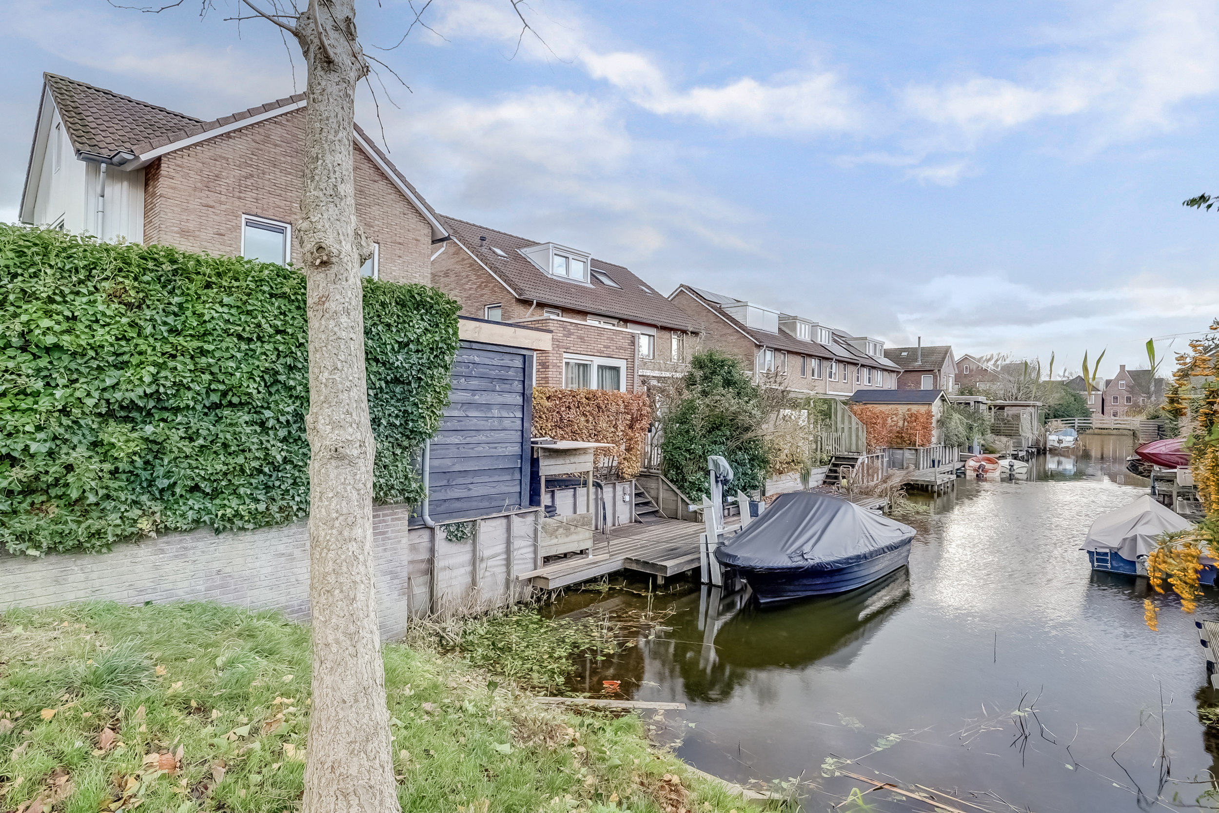 '$houseDetails->street_name'.' '.'$houseDetails->number'